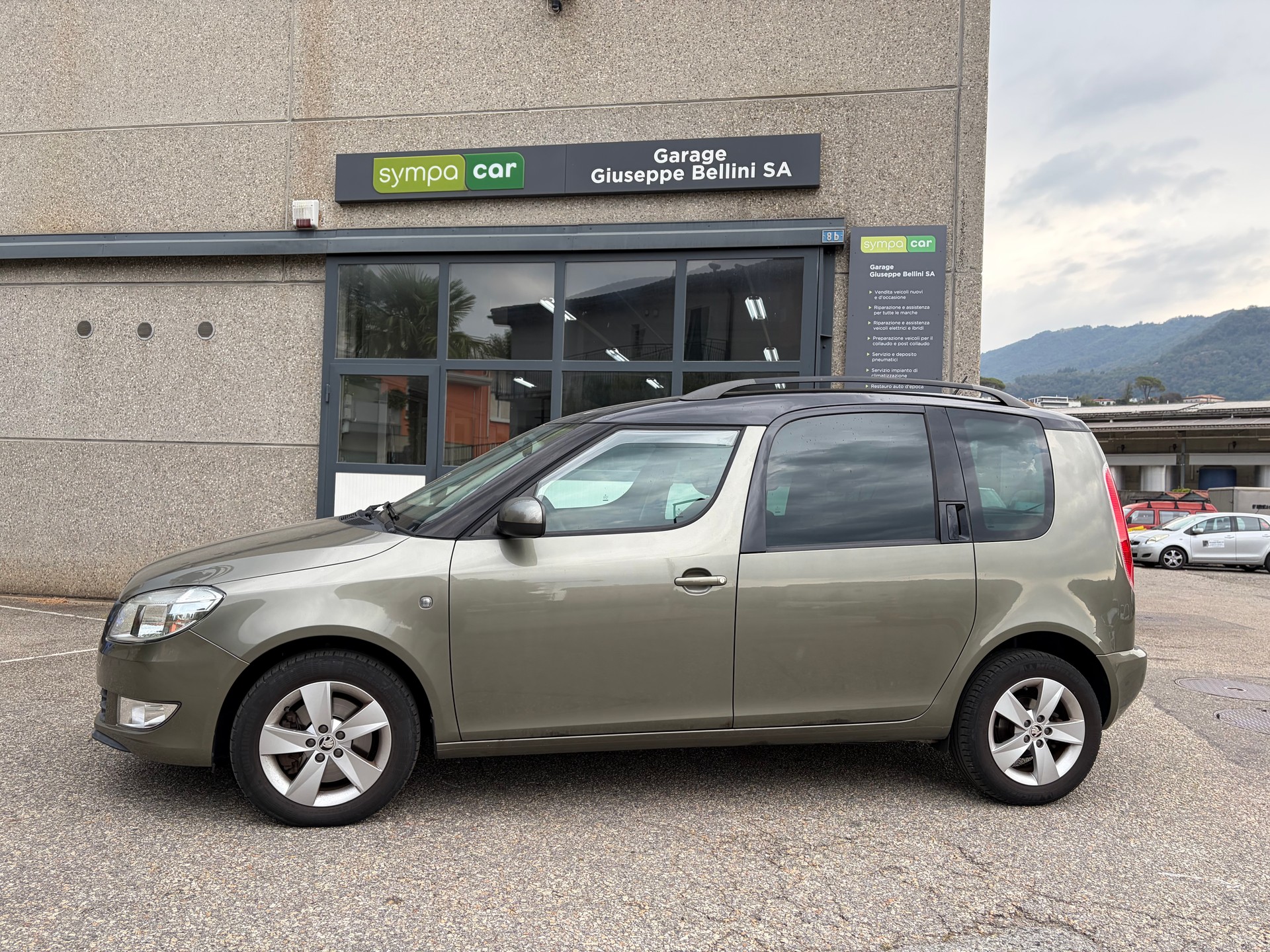 SKODA Roomster 1.2 TSI Ambition