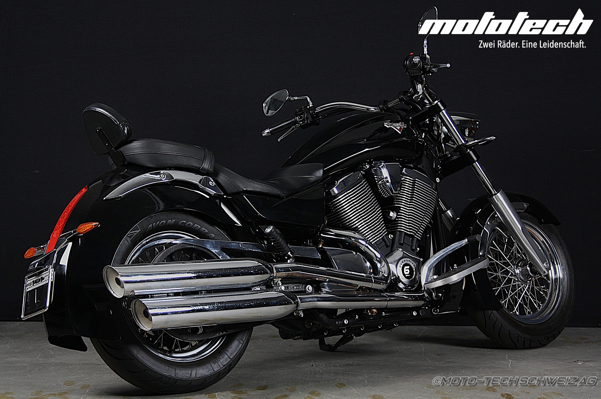 VICTORY Victory Boardwalk-showroom-element-1