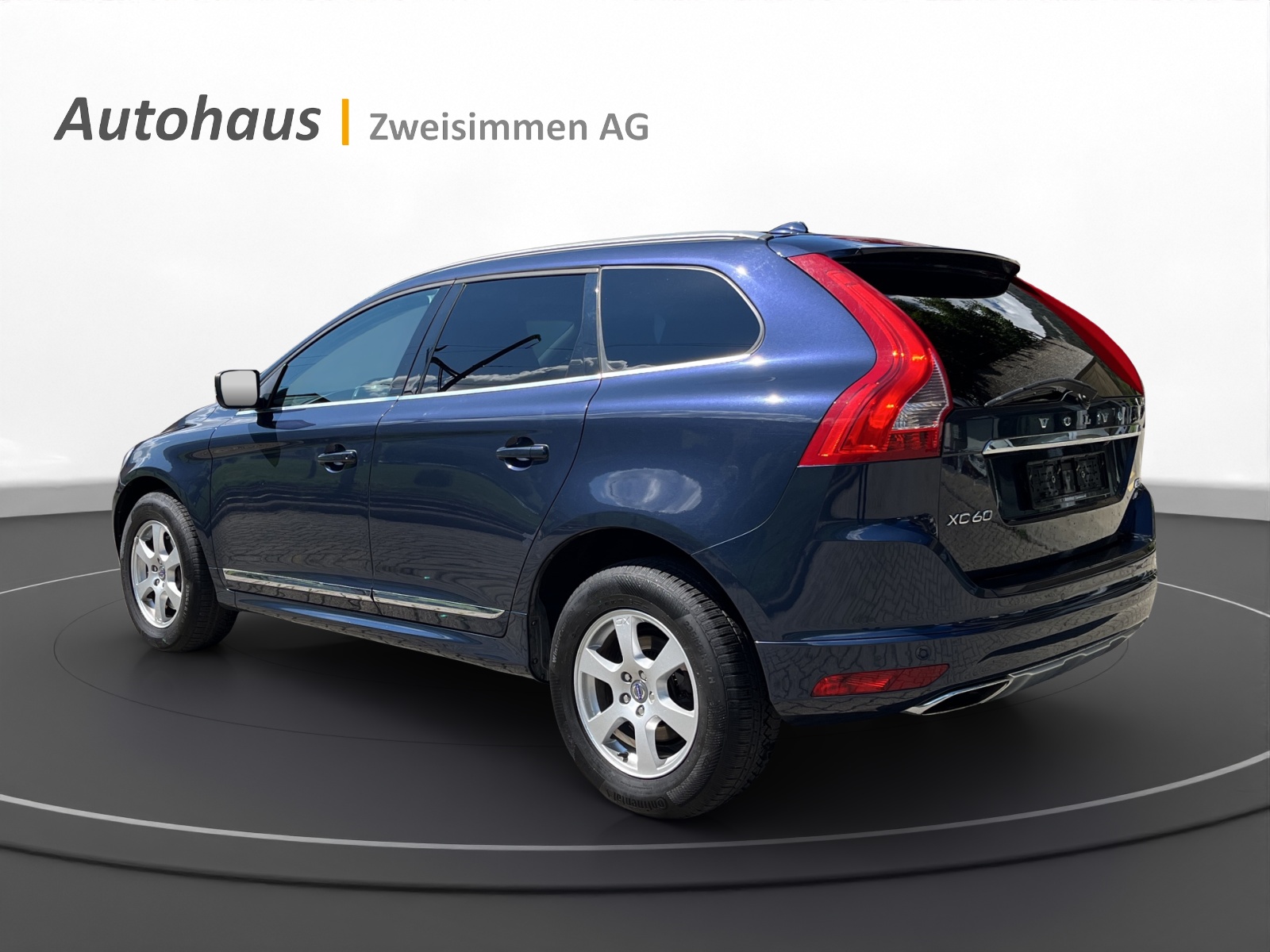 VOLVO XC60 D5 AWD Summum Geartronic-image-2