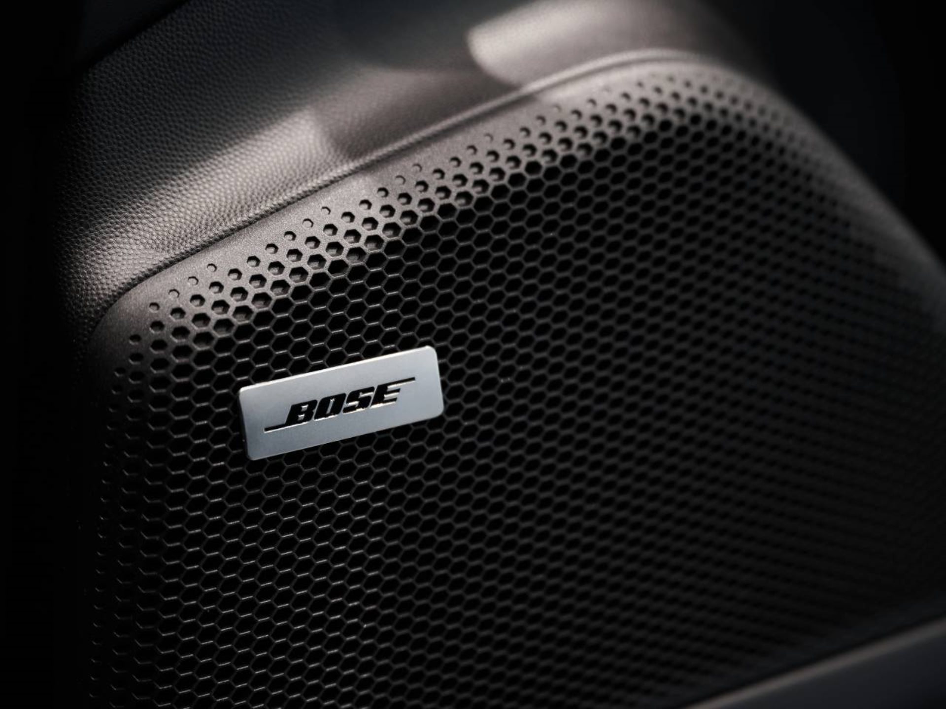 PORSCHE Macan 4-image-30