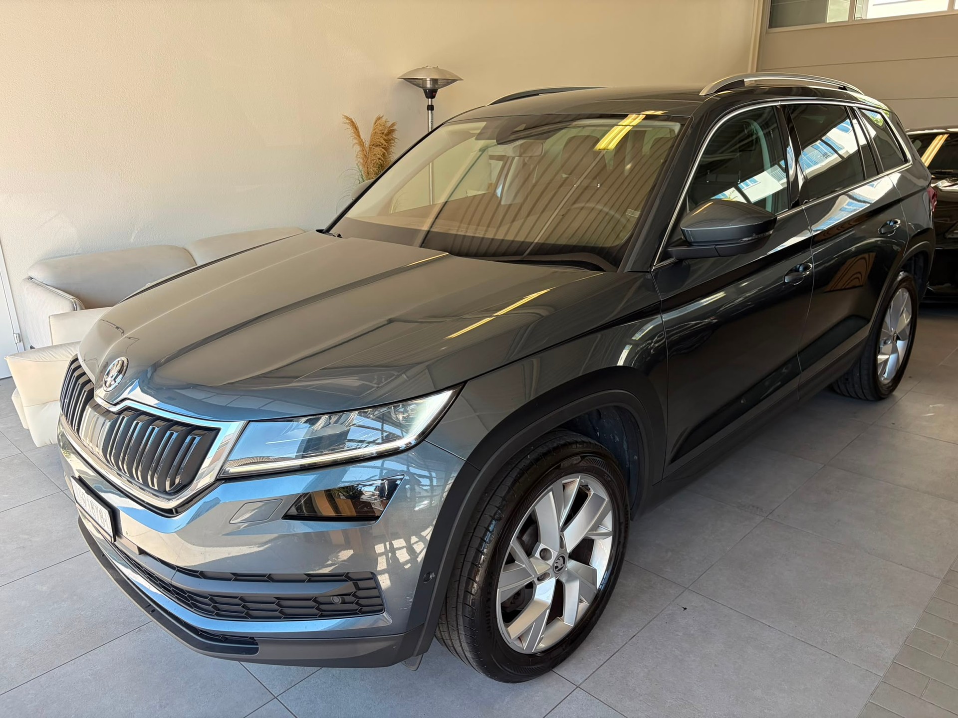 SKODA Kodiaq 2.0 TDI CR Style 4x4 DSG** 7 SITZE/ AHK 2000 Kg**-image-4