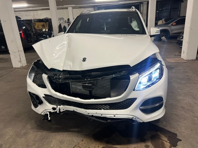 MERCEDES-BENZ GLE 350 d Executive 4Matic 9G-Tronic-image-14