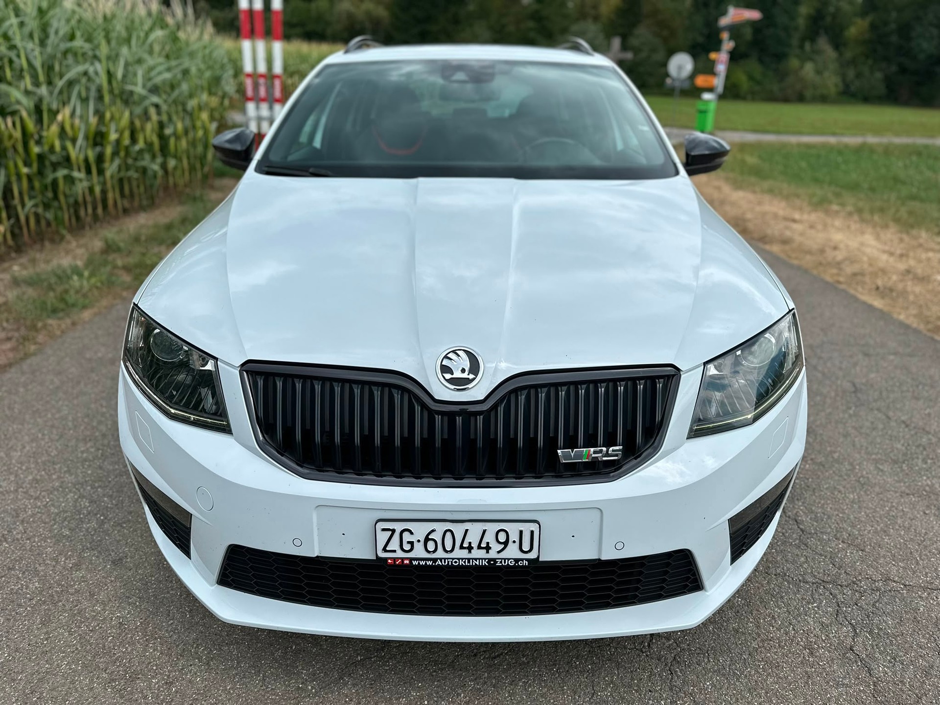 SKODA Octavia Combi 2.0 TSI RS DSG-image-2