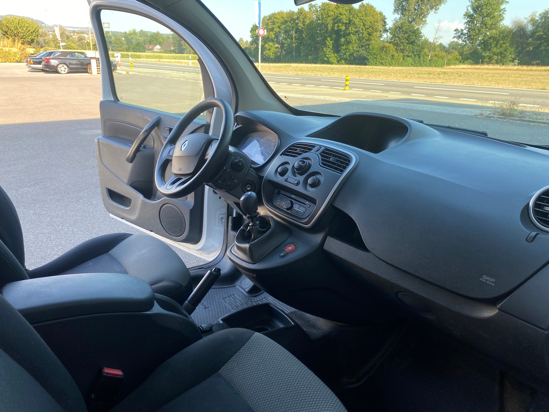 RENAULT Kangoo Maxi dCi 110 ENERGY Business 5 Pl. / 5 pl.-image-6