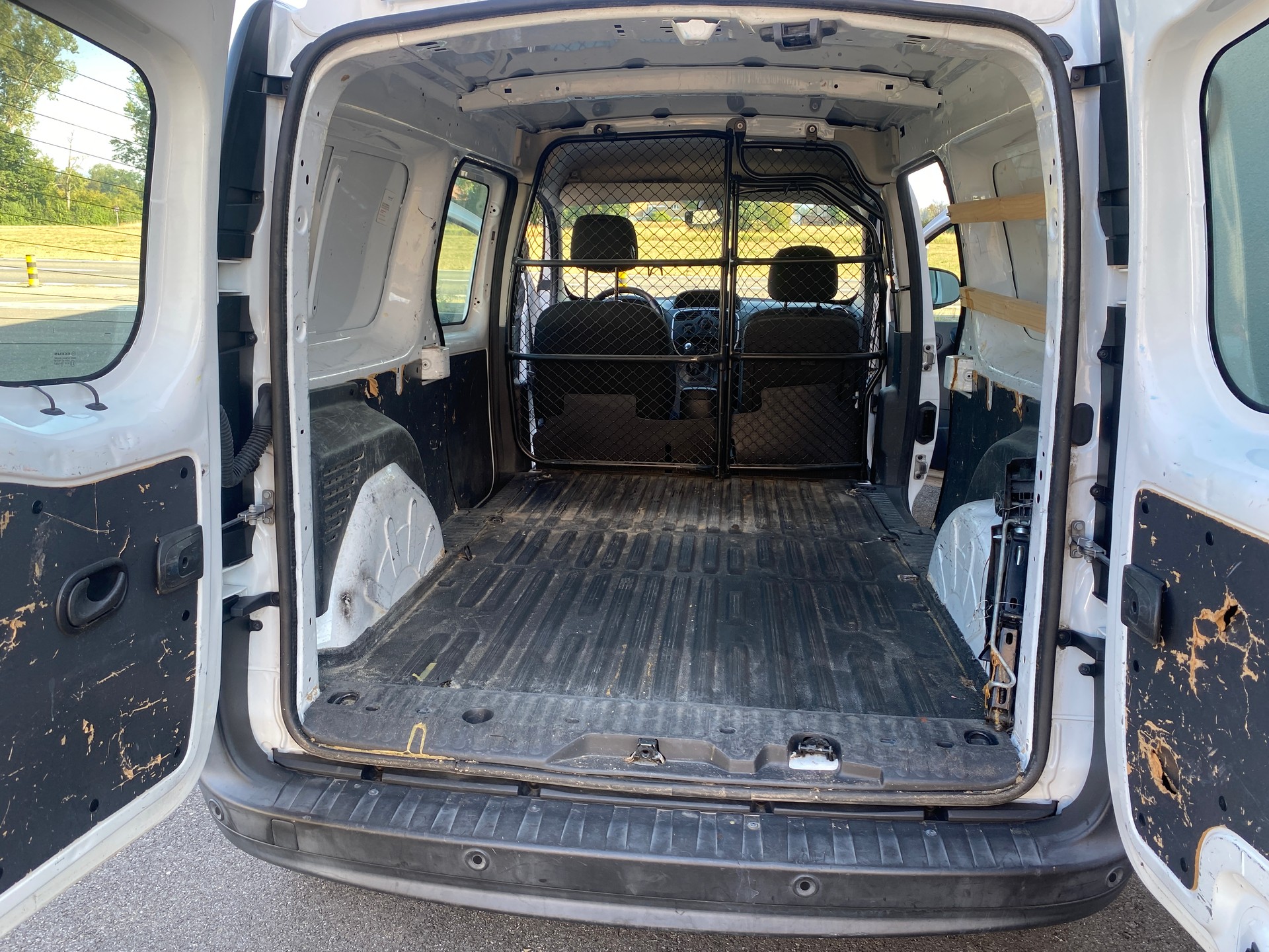 RENAULT Kangoo Maxi dCi 110 ENERGY Business 5 Pl. / 5 pl.-image-8