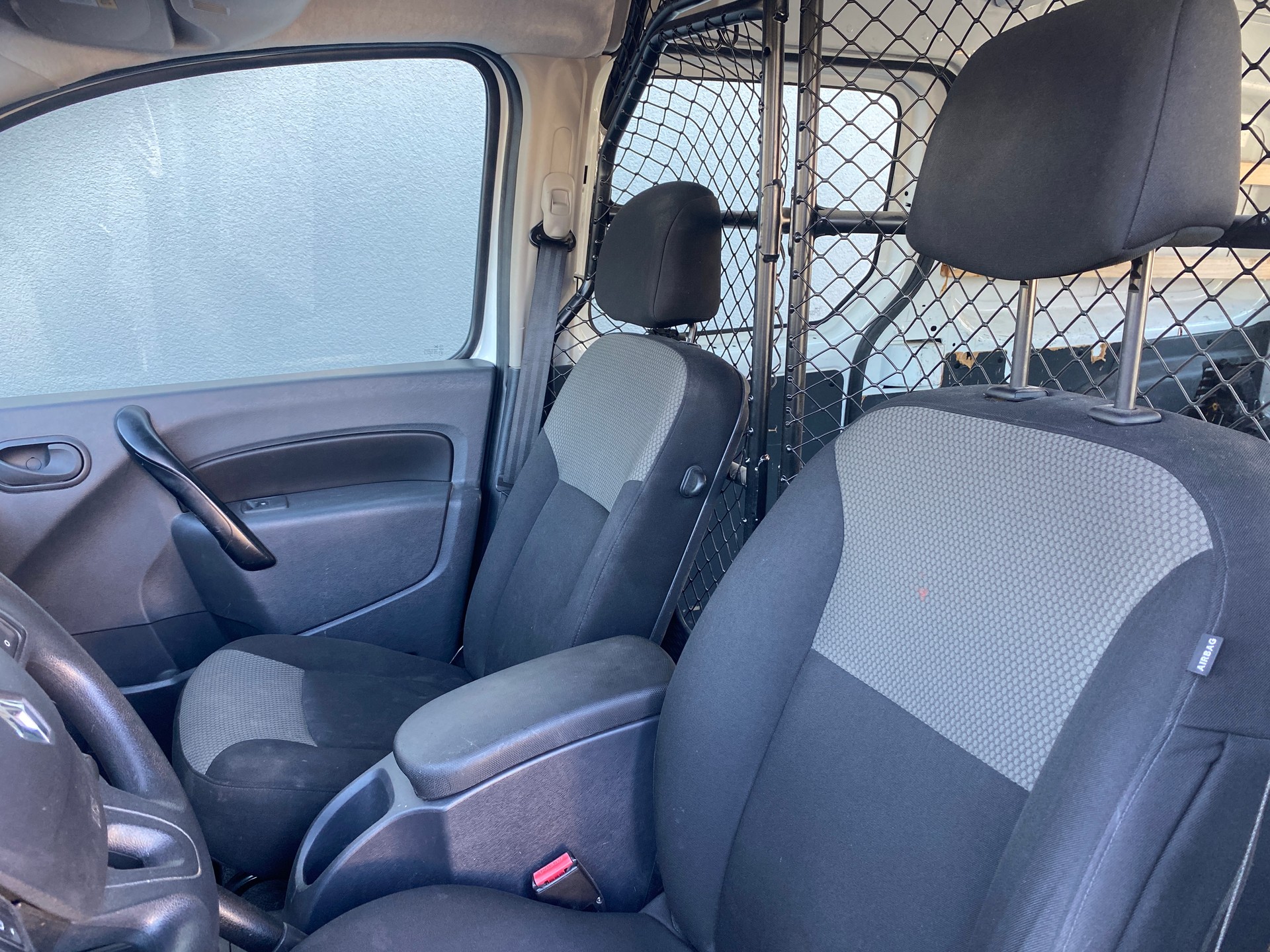 RENAULT Kangoo Maxi dCi 110 ENERGY Business 5 Pl. / 5 pl.-image-5