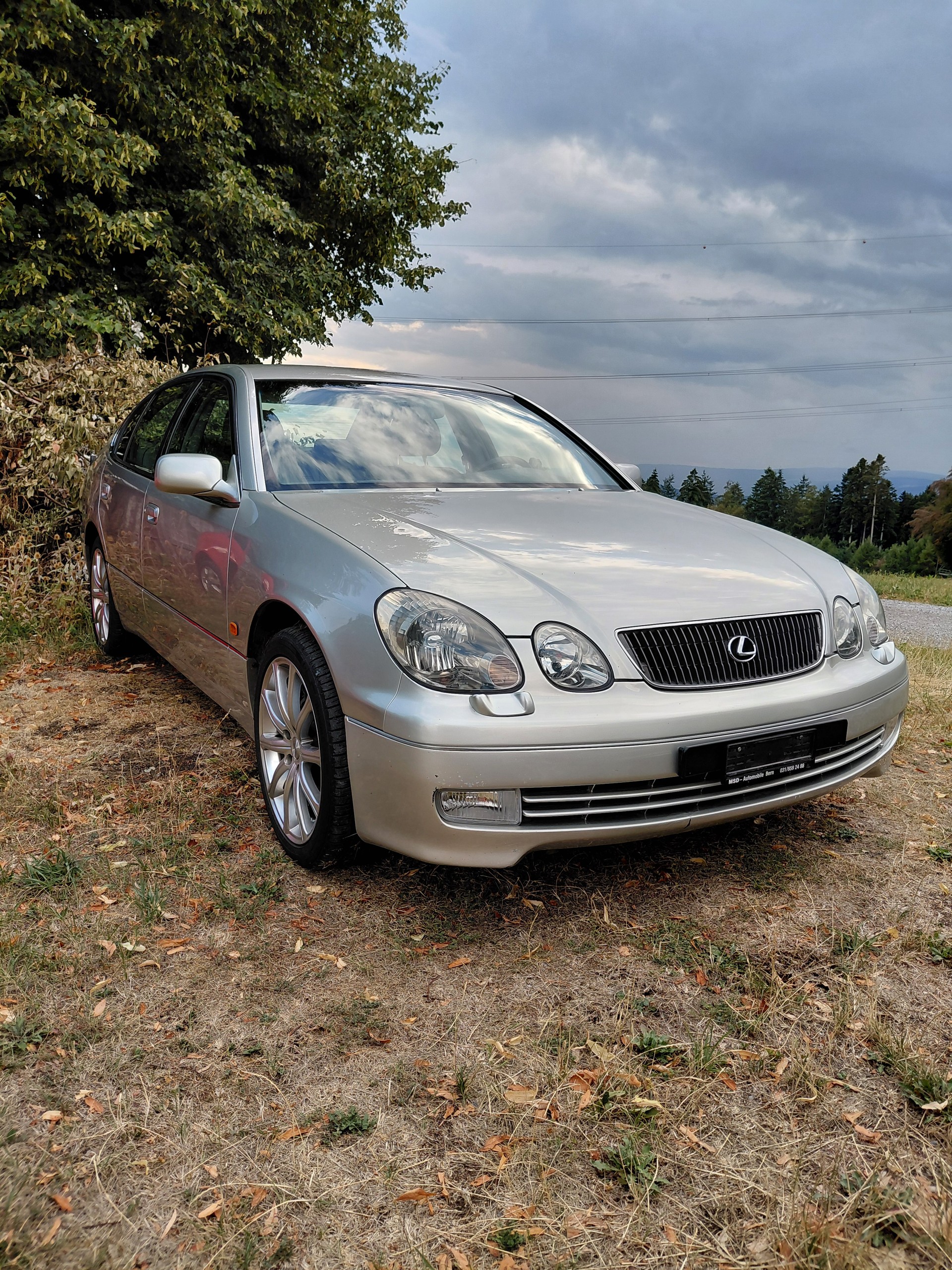 LEXUS 300-image-0
