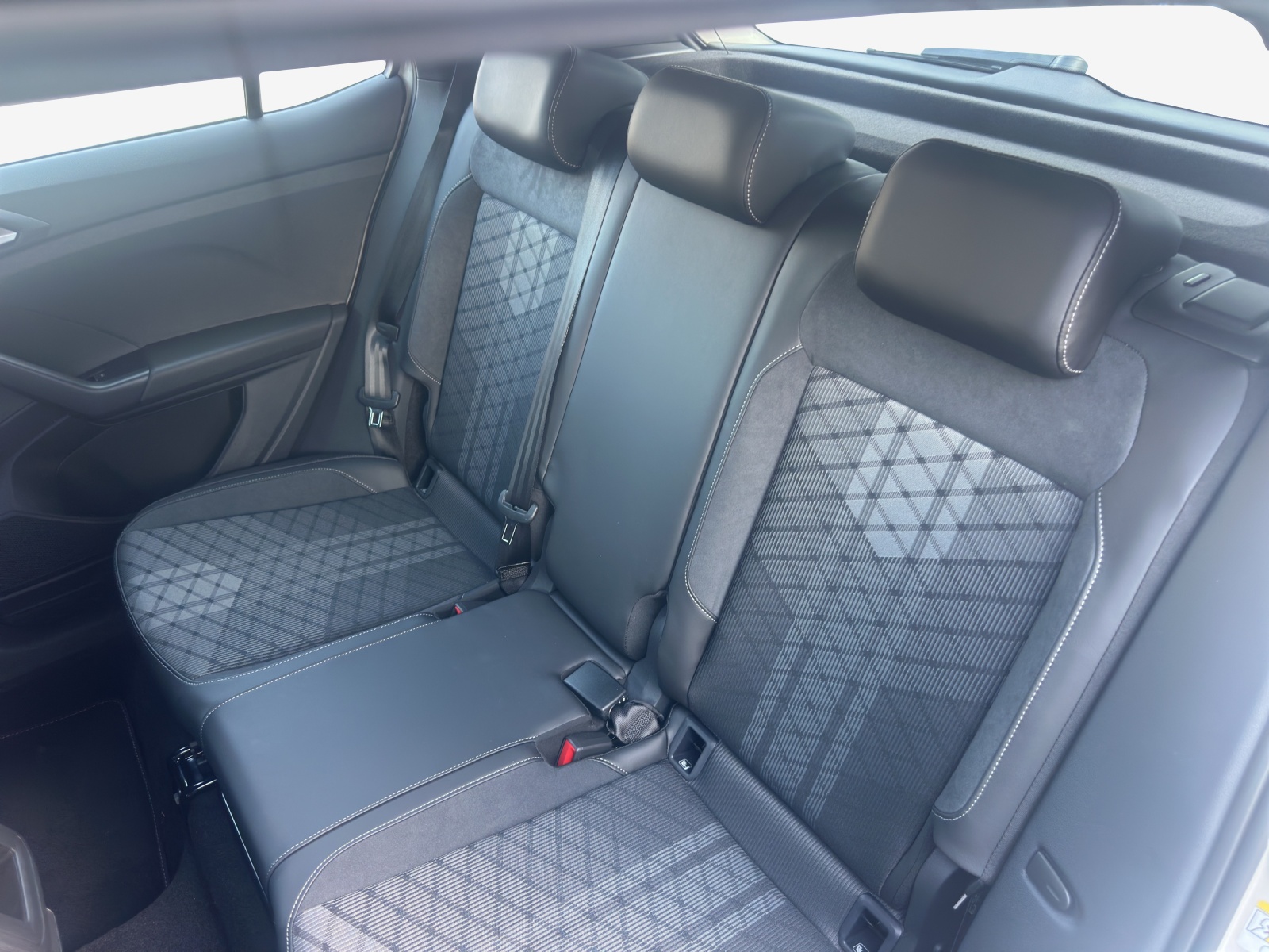 VW T-Cross 1.0 TSI EVO R-Line DSG-image-11