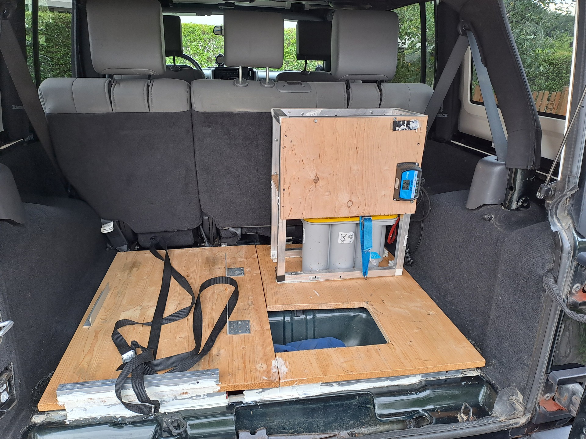 JEEP 2.8 CRD Rubicon Unlimited-image-8