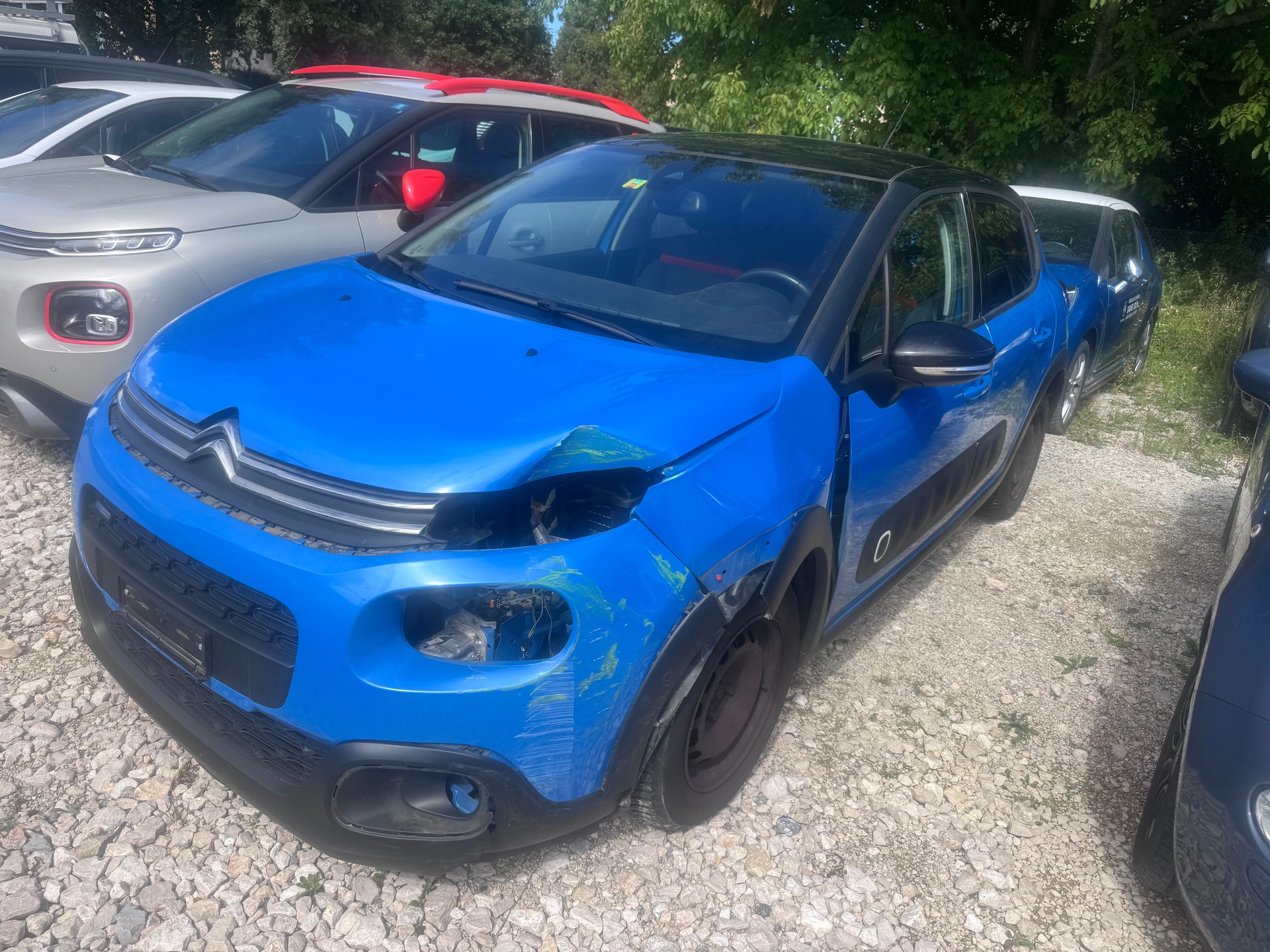 CITROEN C3 1.2i PureTech Feel EAT-image-1