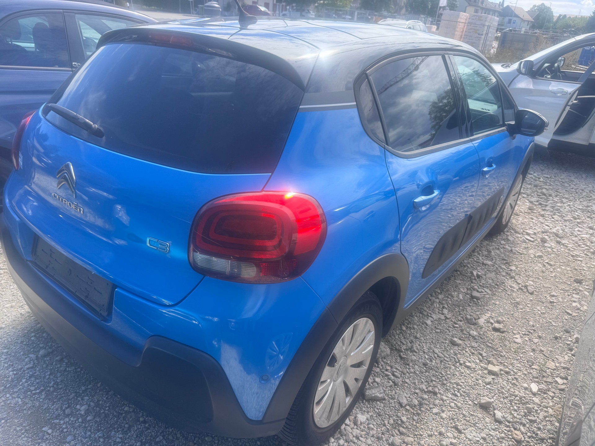 CITROEN C3 1.2i PureTech Feel EAT-image-2