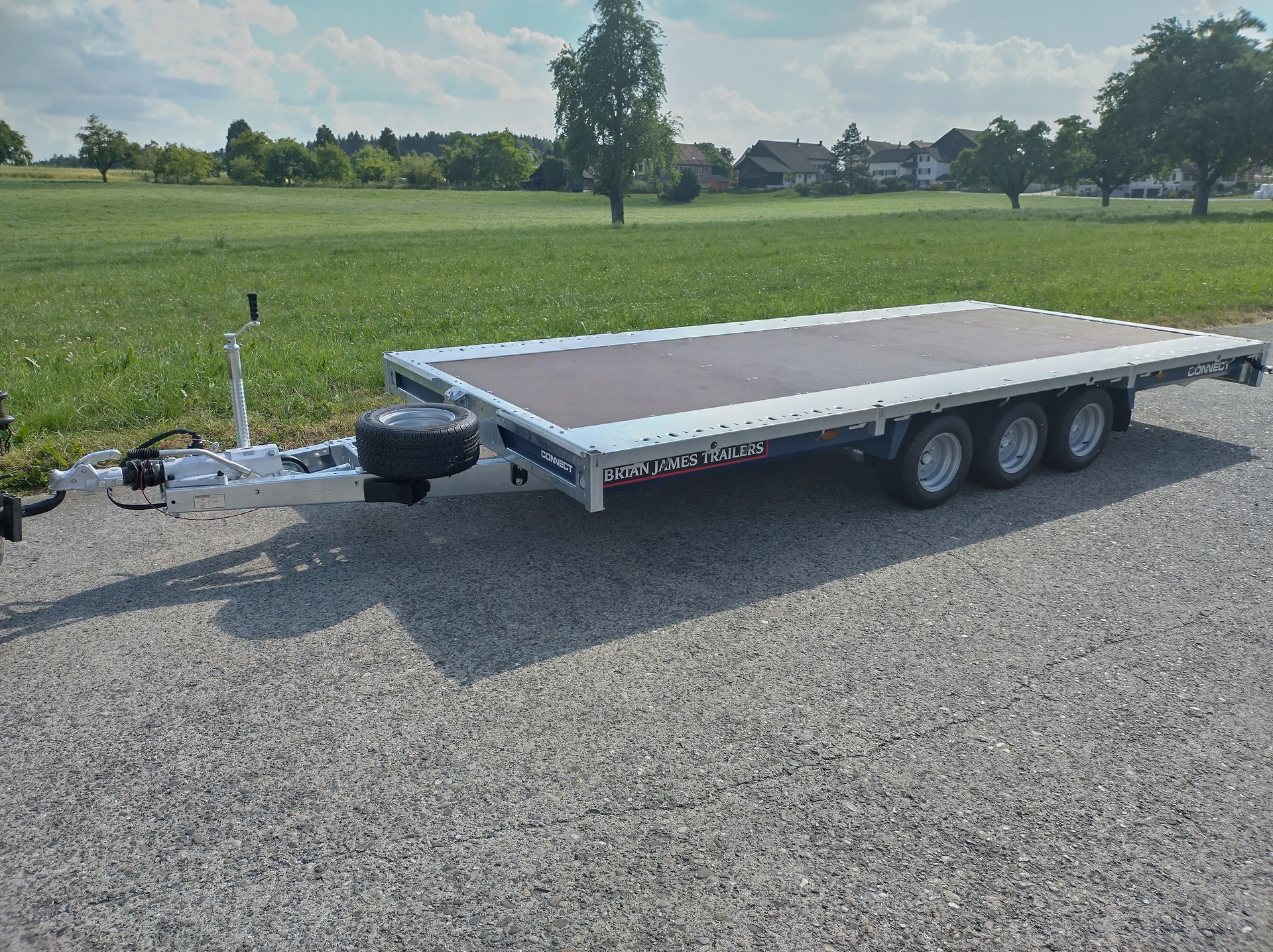 BRIAN JAMES TRAILERS Connect 476-5522-35-3-10