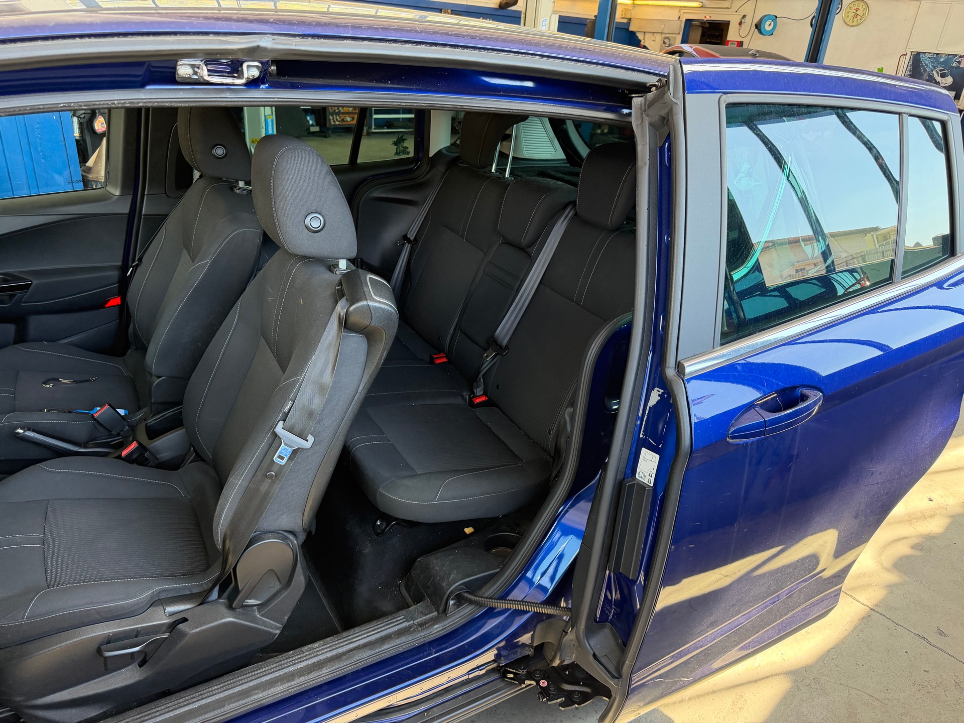 FORD B-Max 1.0 SCTi Freetech-image-9