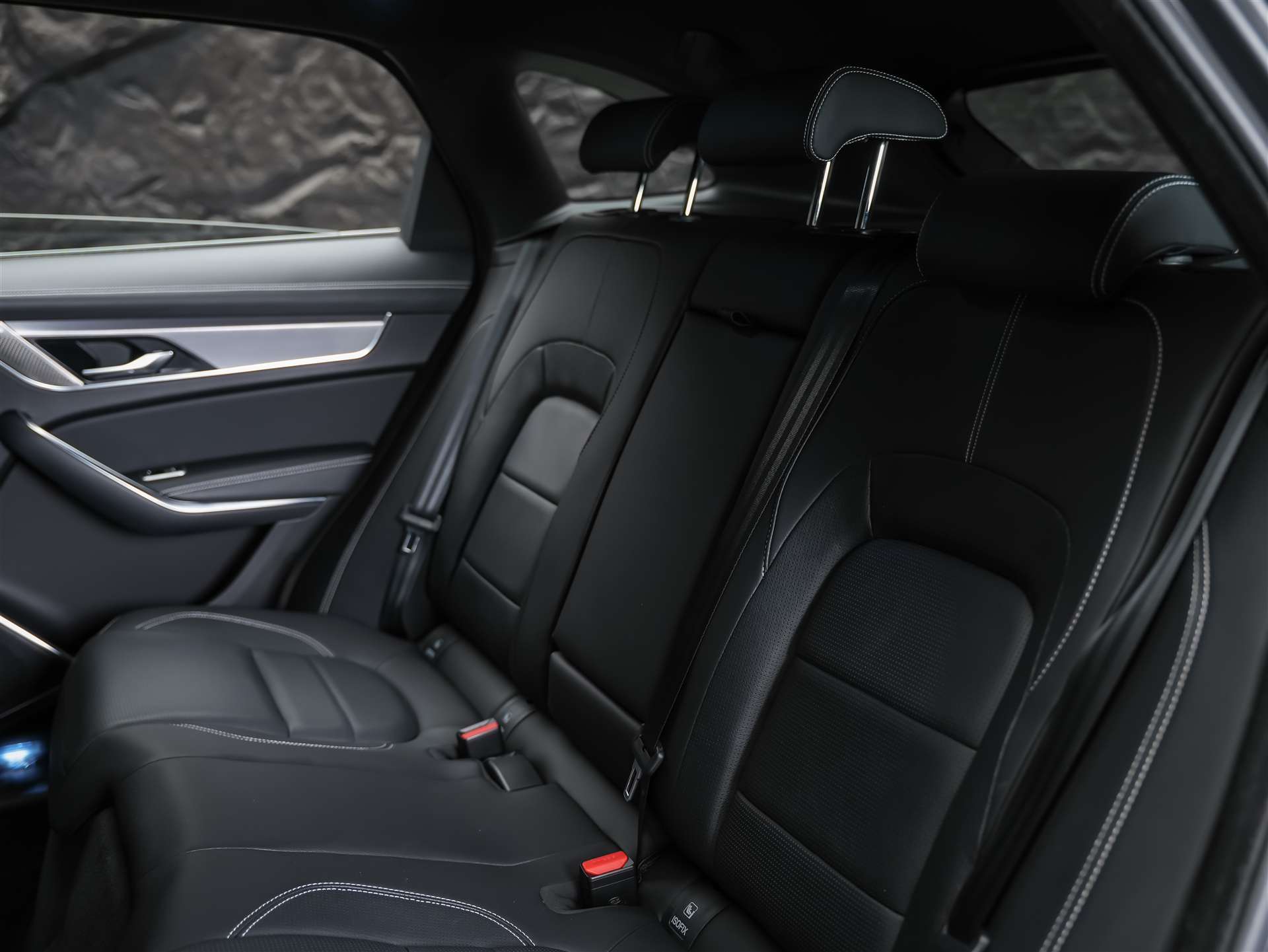 JAGUAR F-Pace 2.0 D200 R-Dynamic MHEV SE AWD *Lenkradheizung*Meridian*ACC*-image-12