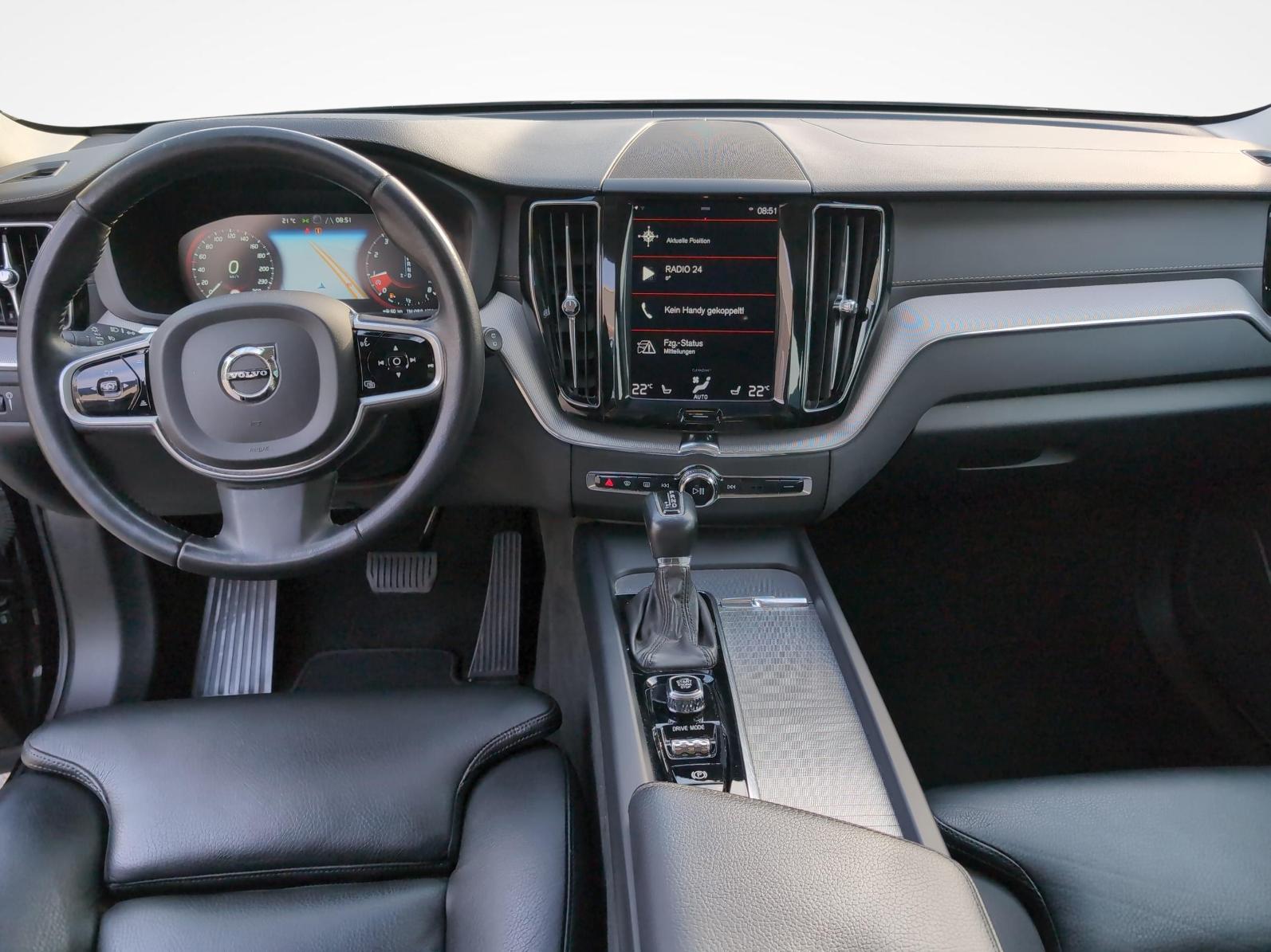 VOLVO XC60 2.0 T5 Inscription AWD-image-8