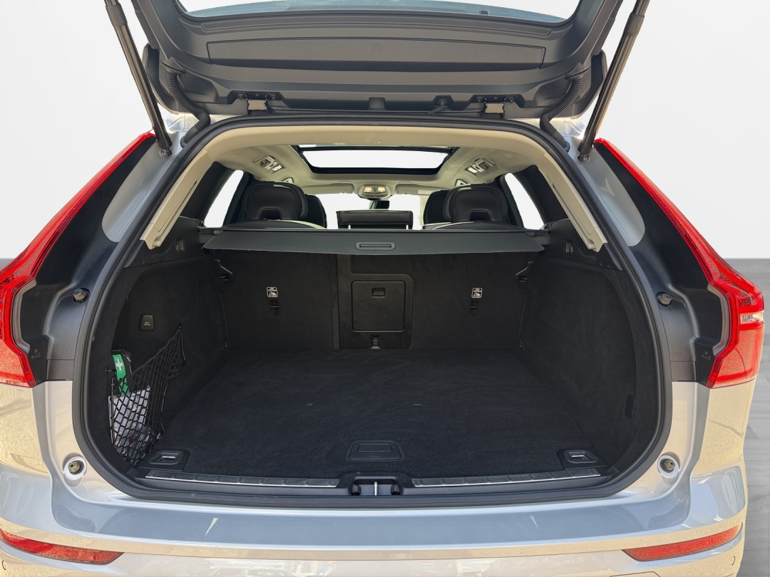 VOLVO XC60 T6 eAWD PluginHybrid Inscription Geartronic-image-12