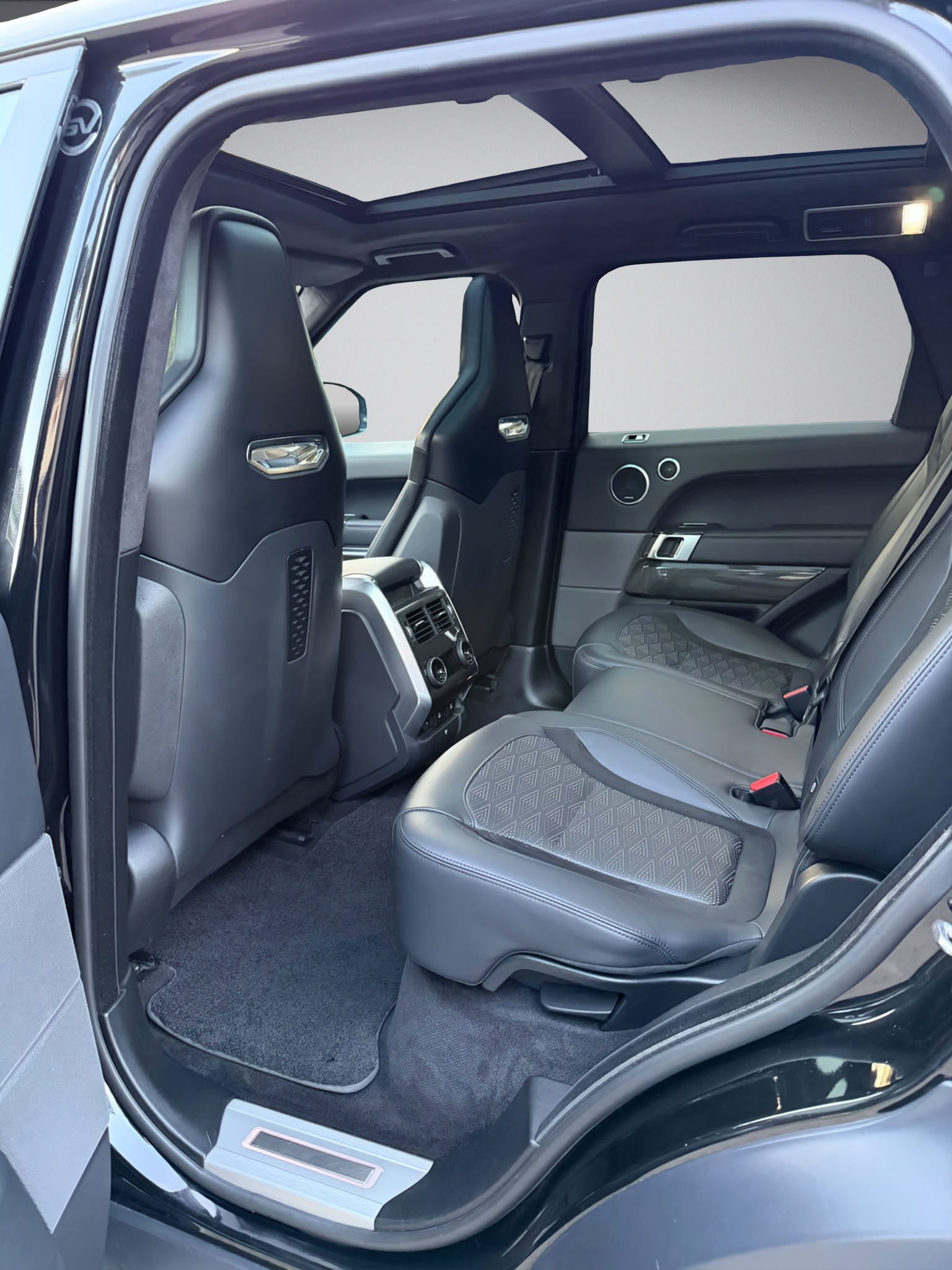 LAND ROVER Range Rover Sport 5.0 V8 S/C SVR Automatic-image-11