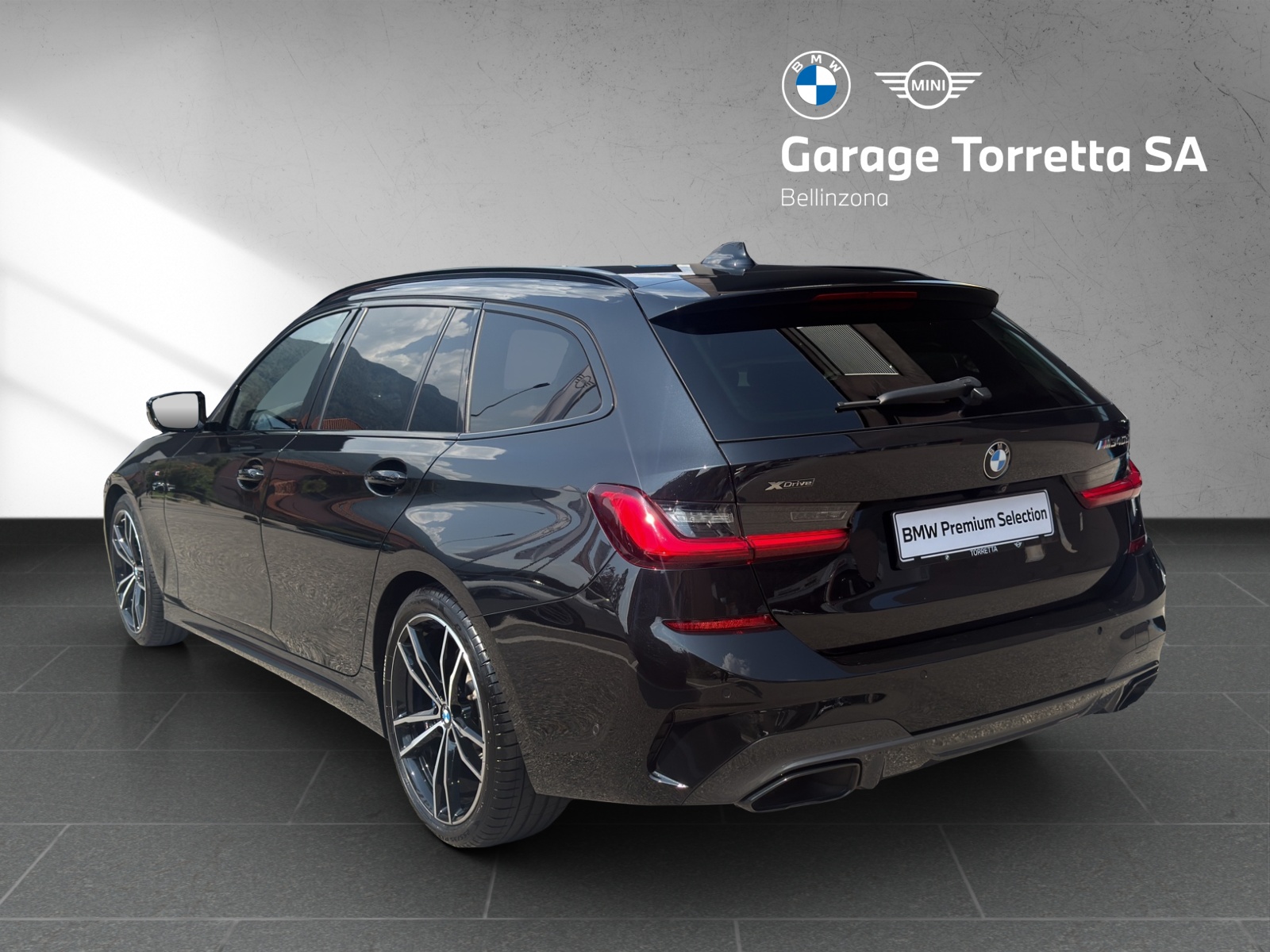 BMW M340d xDrive 48V Touring Steptronic Sport-image-2