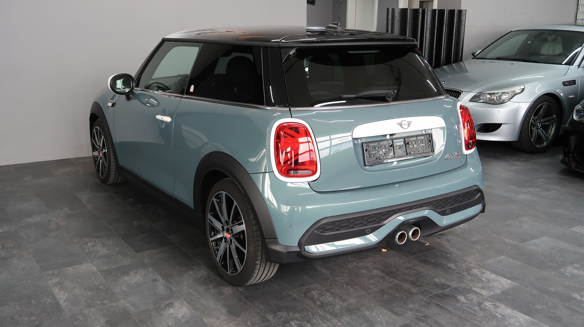 MINI Cooper S Multitone Edition Steptronic DKG / CH / GARANTIE / EXPERTISE / MFK-image-13