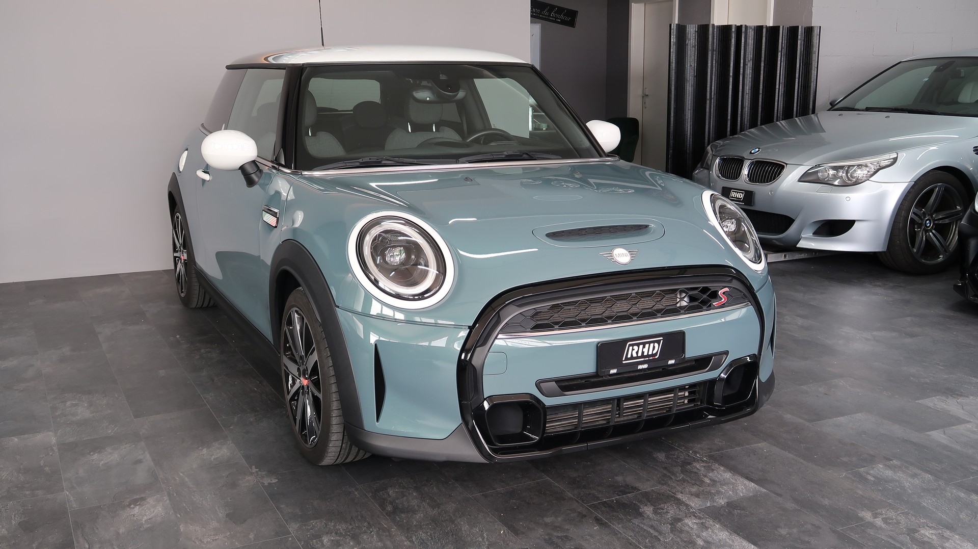 MINI Cooper S Multitone Edition Steptronic DKG / CH / GARANTIE / EXPERTISE / MFK-image-6