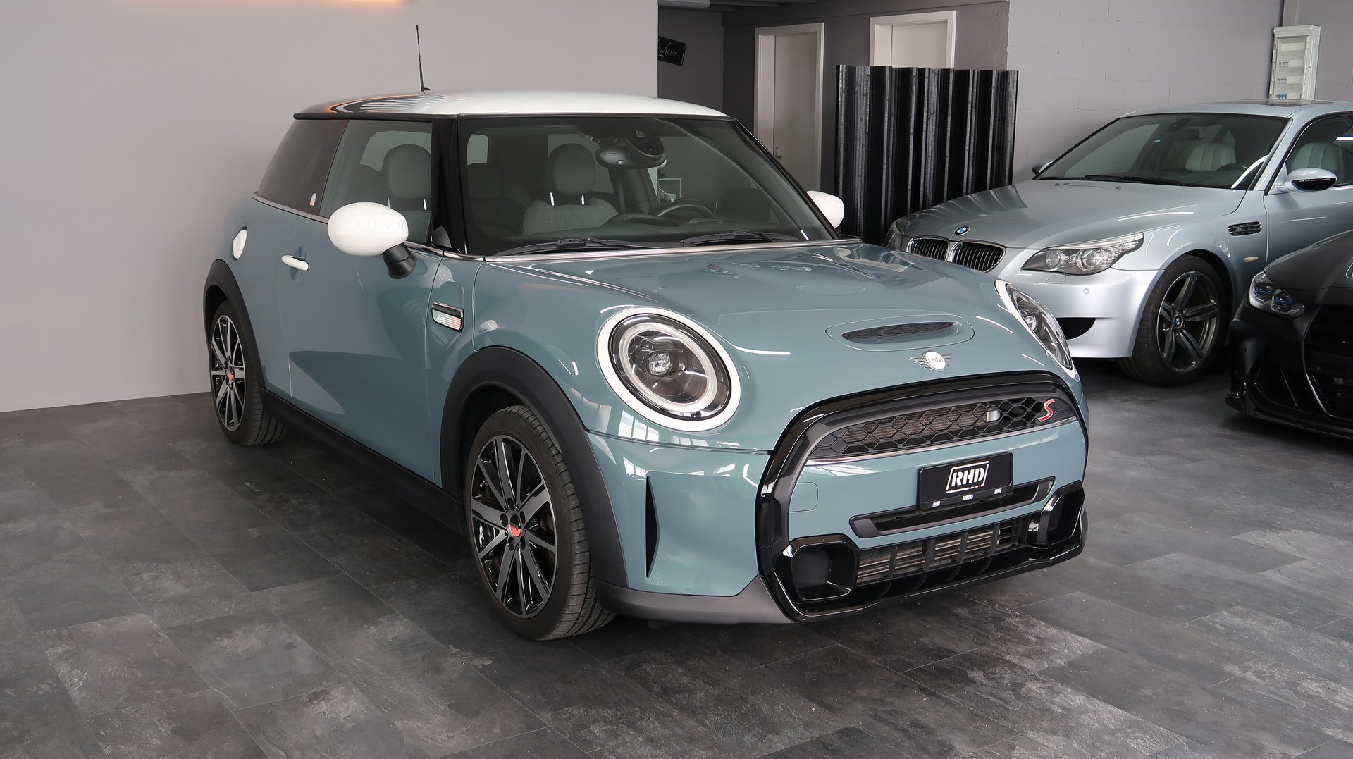 MINI Cooper S Multitone Edition Steptronic DKG / CH / GARANTIE / EXPERTISE / MFK-image-7