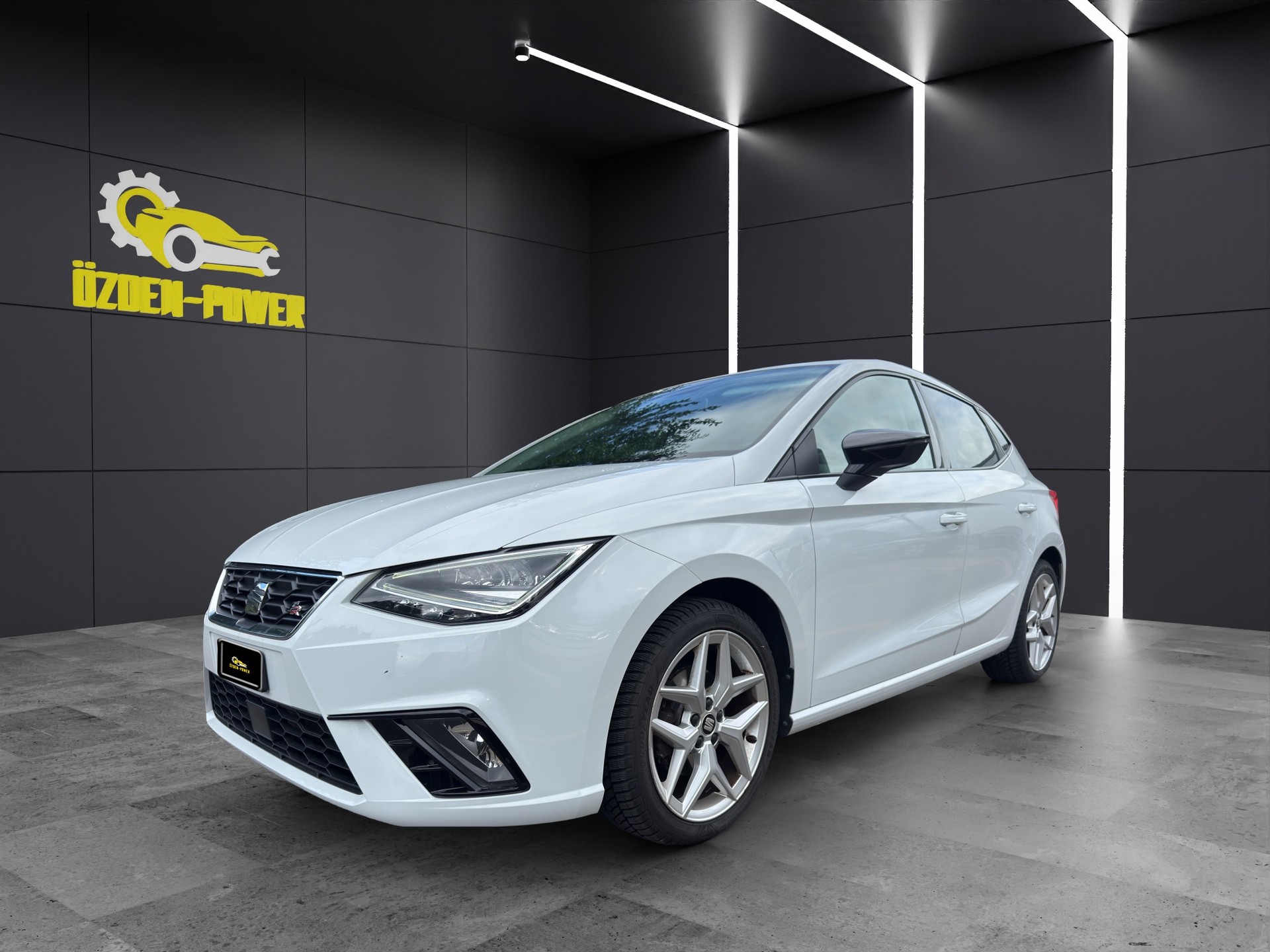 SEAT Ibiza 1.0 EcoTSI DSG Swiss FR Evolution *SPEZIALPREIS*. // 1 Jahr - 20‘000km Garantie!