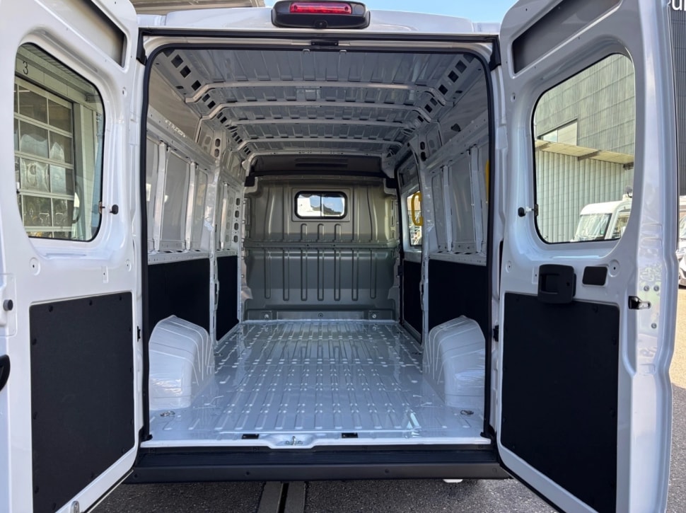 FIAT Ducato 35 L3H2 verglast-image-5