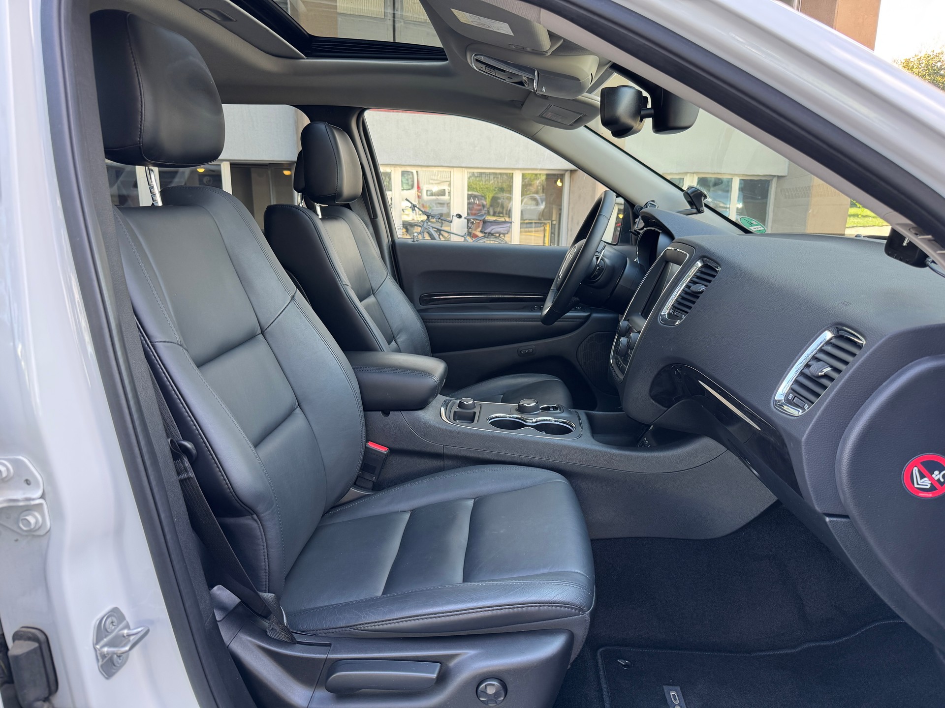 DODGE Durango-image-10