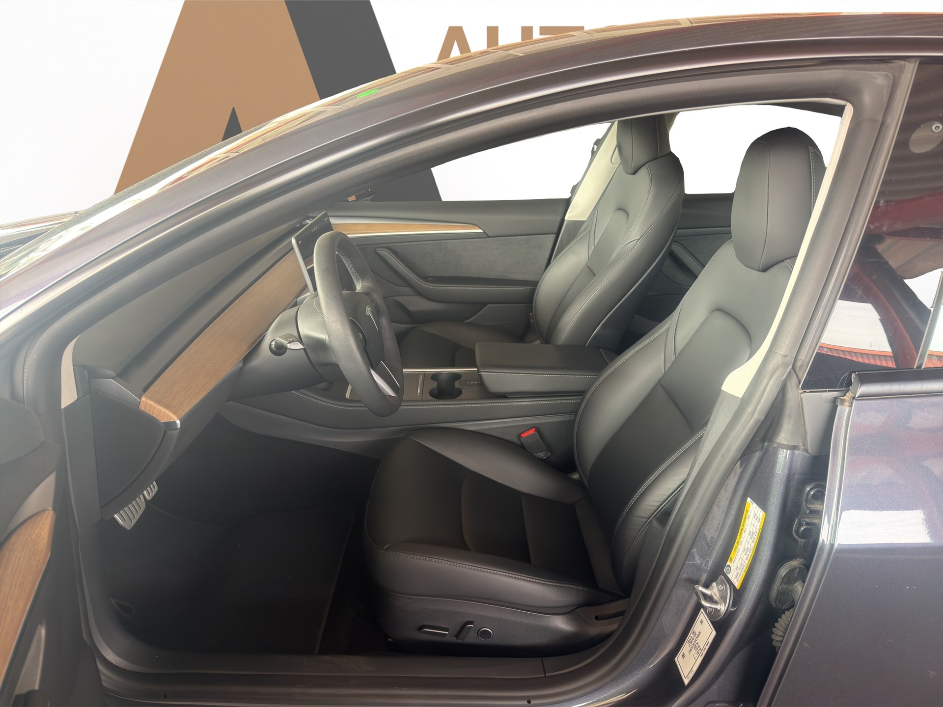 TESLA Model 3 Performance D SOC 94.5%-image-9
