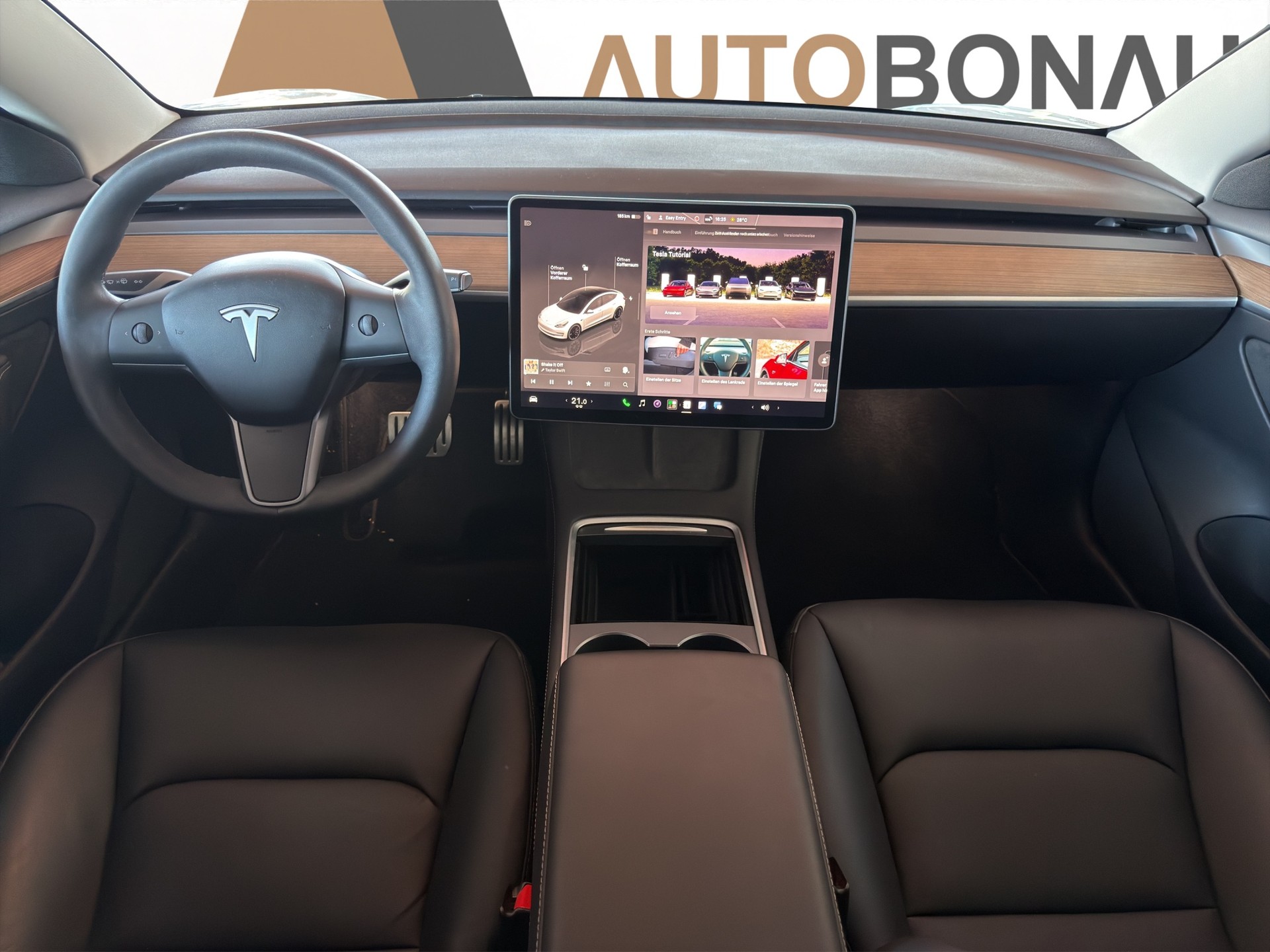 TESLA Model 3 Performance D-image-3