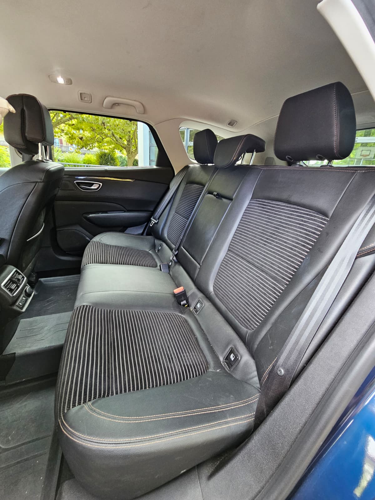 RENAULT Talisman Grandtour 1.6 dCi Intens EDC-image-12