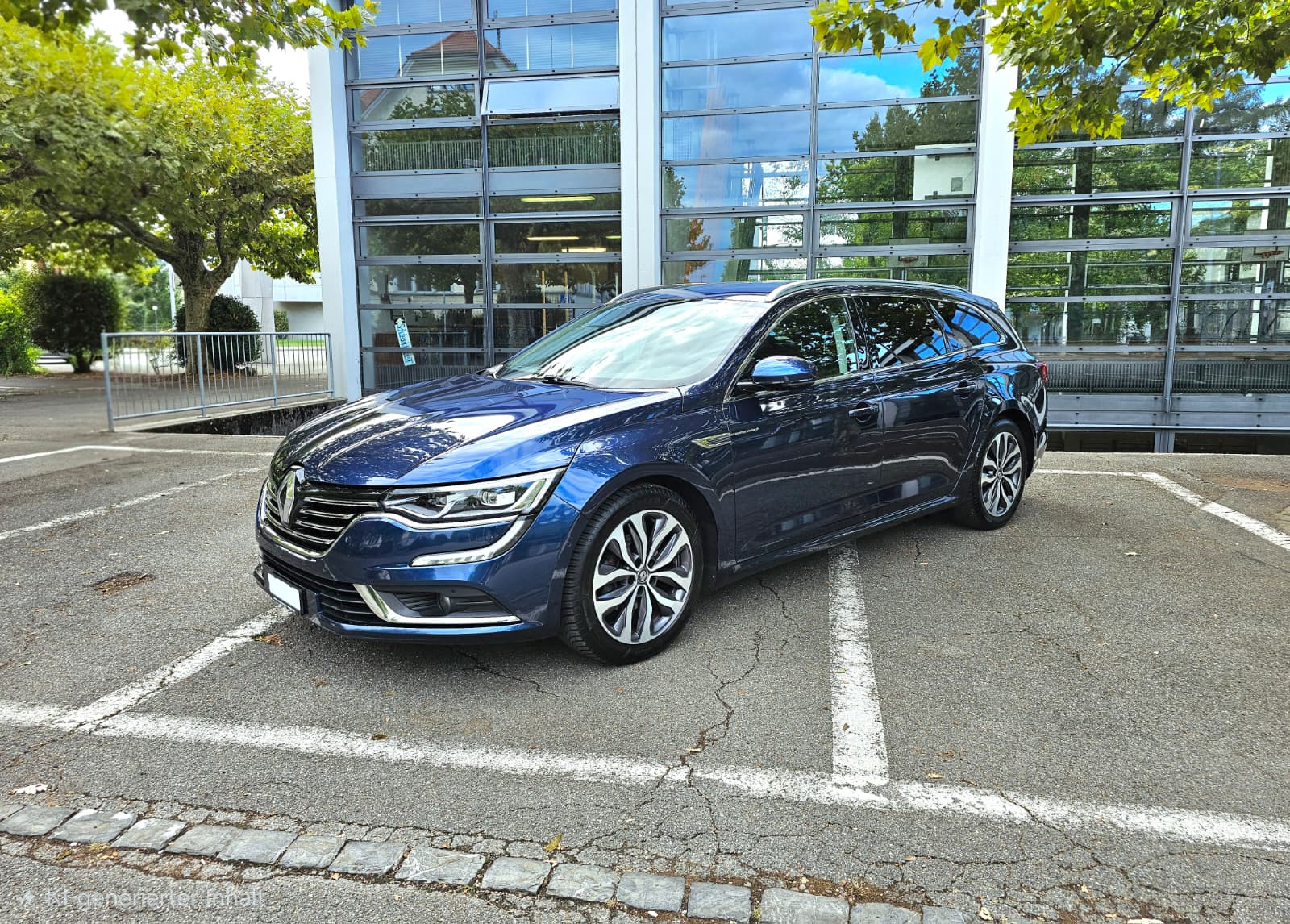 RENAULT Talisman Grandtour 1.6 dCi Intens EDC-image-0