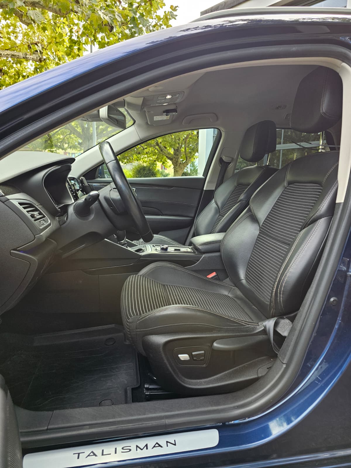 RENAULT Talisman Grandtour 1.6 dCi Intens EDC-image-10