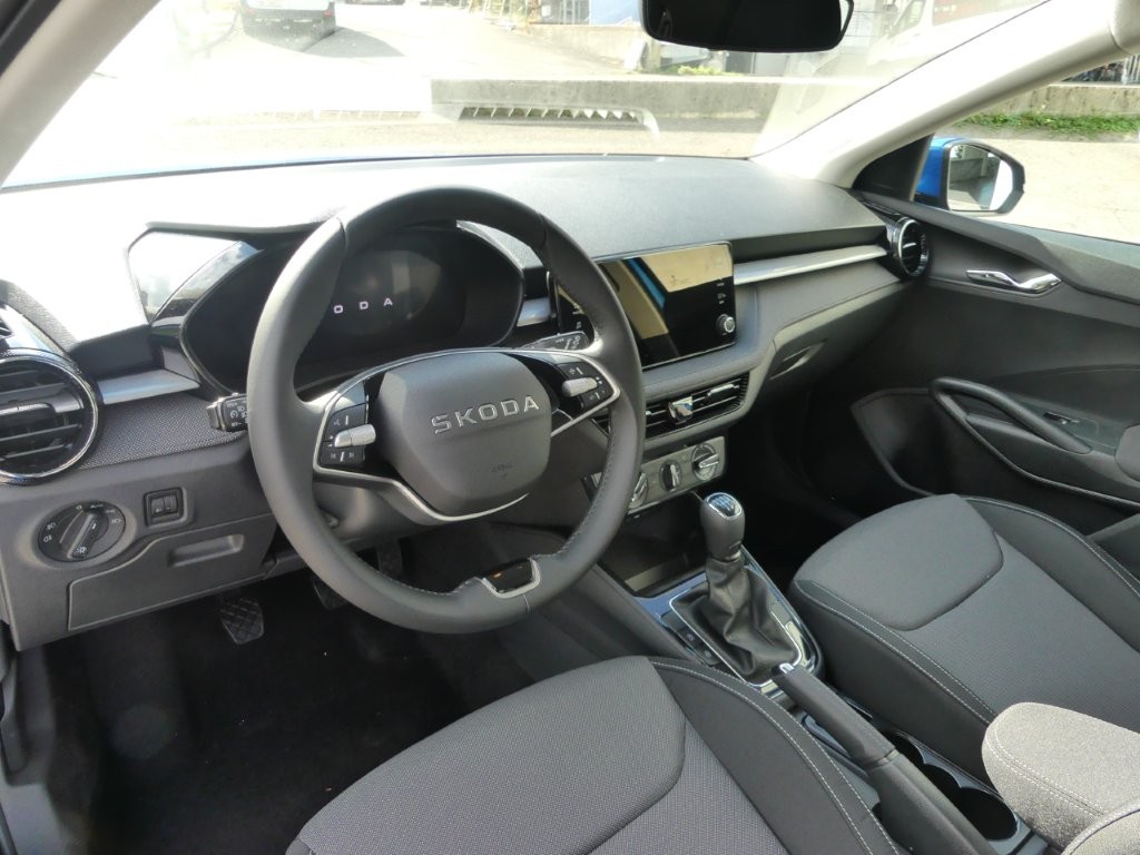 SKODA Fabia 1.0 TSI Selection-image-6