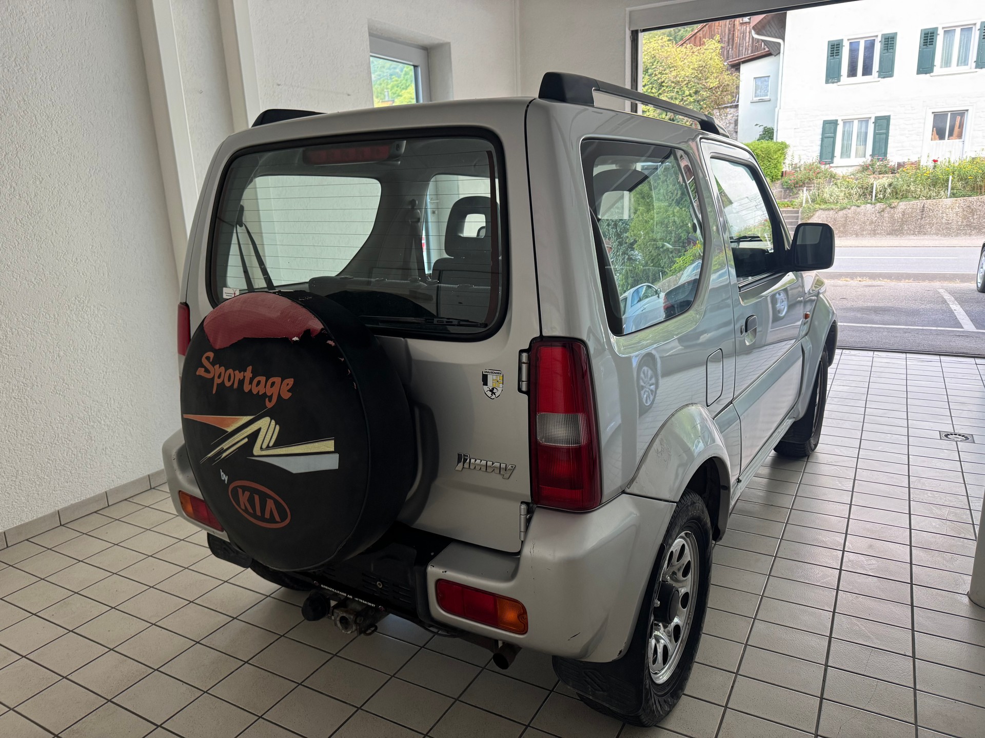 SUZUKI Jimny 1.3 16V JLX-image-6