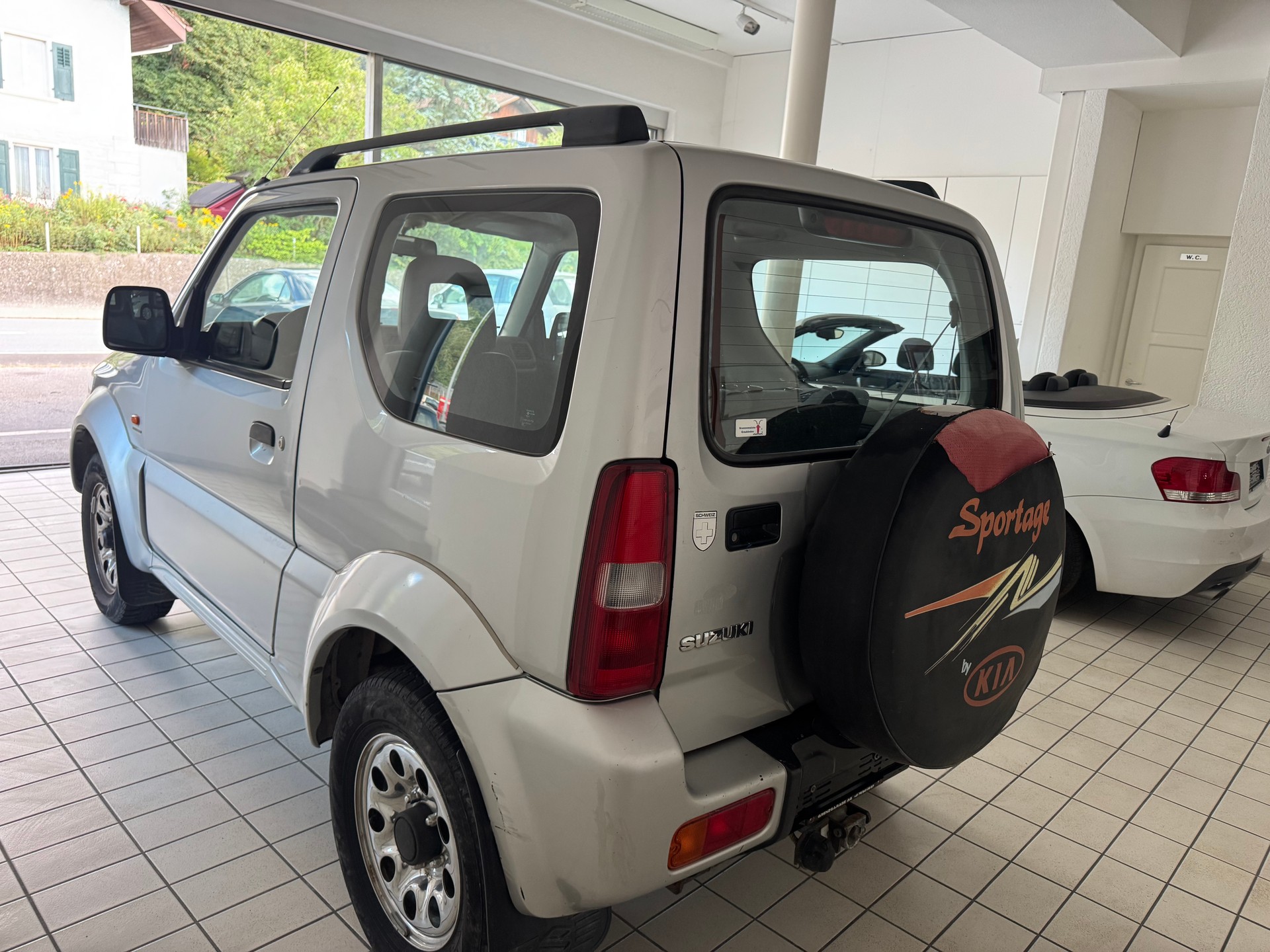SUZUKI Jimny 1.3 16V JLX-image-5