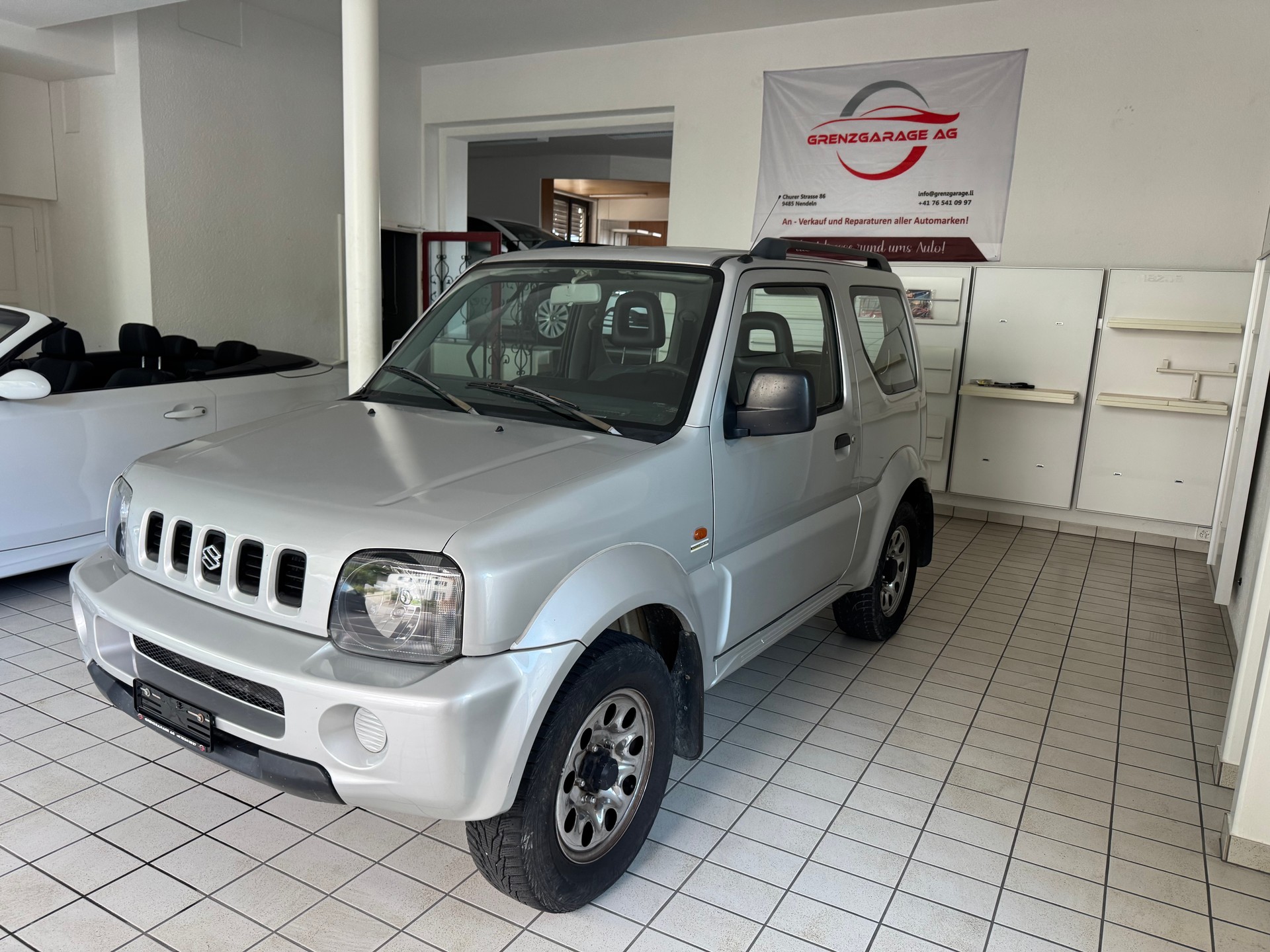 SUZUKI Jimny 1.3 16V JLX-image-2