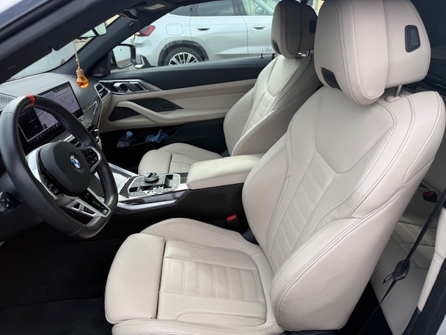 BMW M440i xDrive-image-11