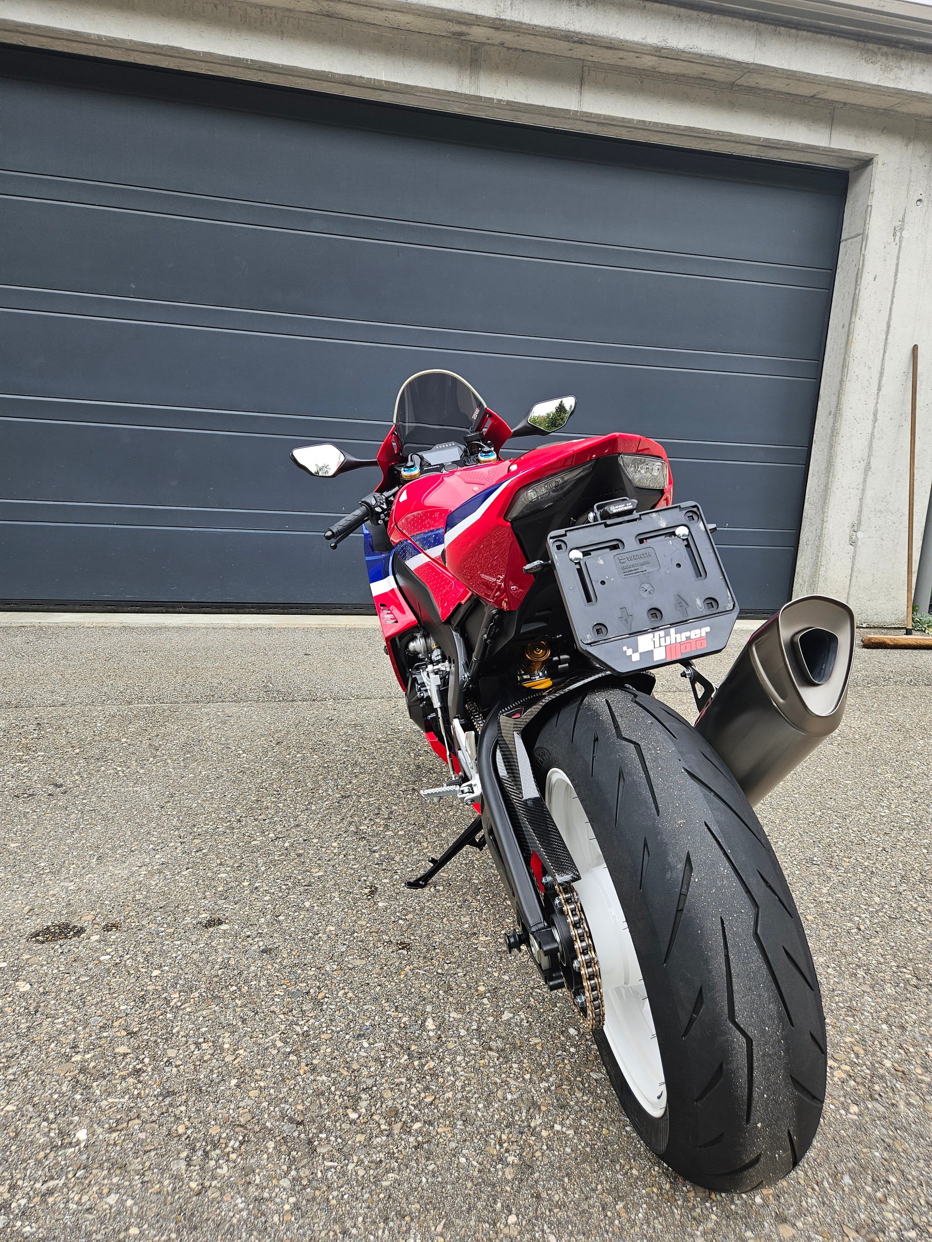 HONDA CBR 1000 RR-R Fireblade SP-image-10