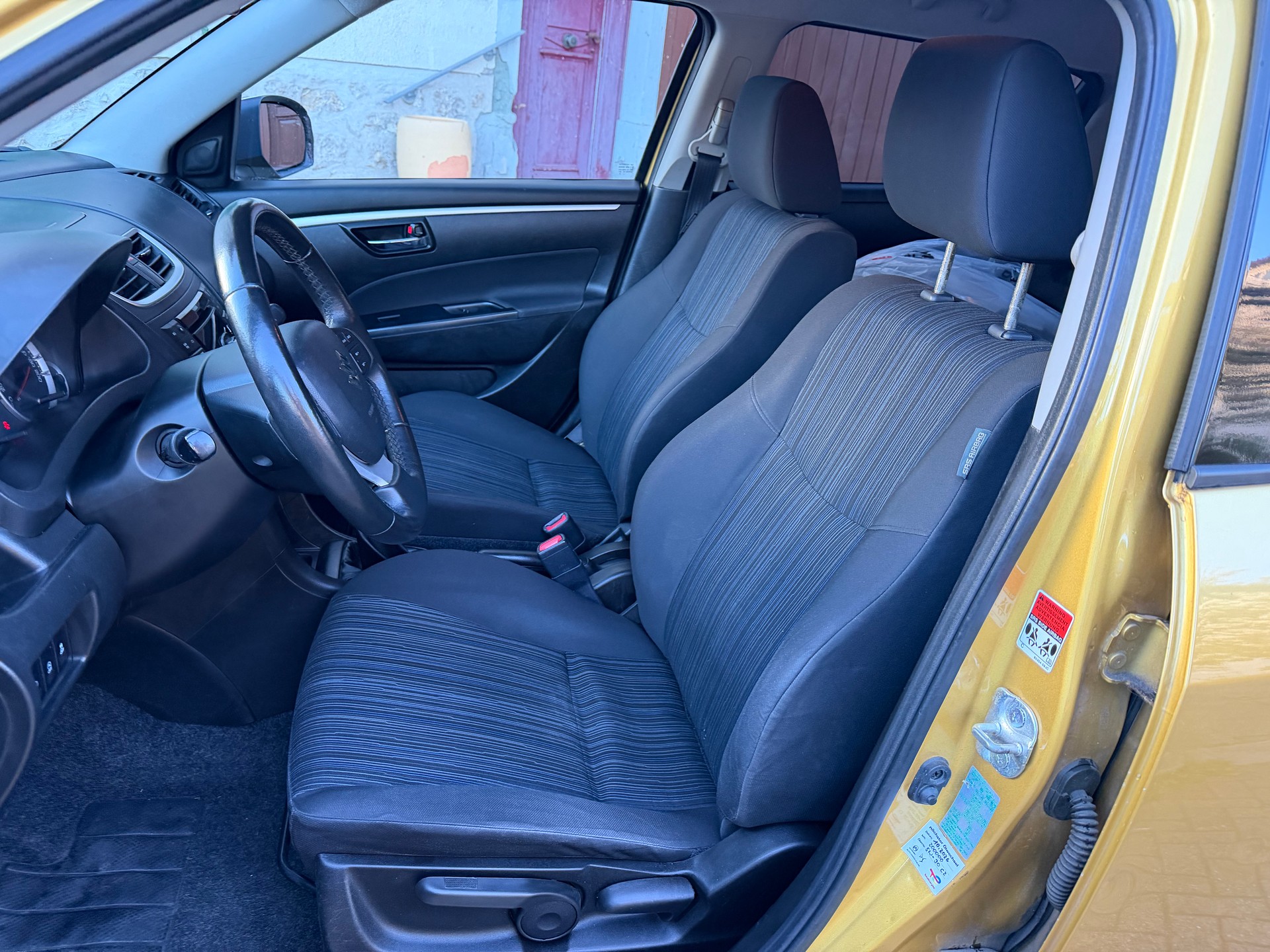 SUZUKI Swift 1.2i 16V PizSulai 4x4-image-5