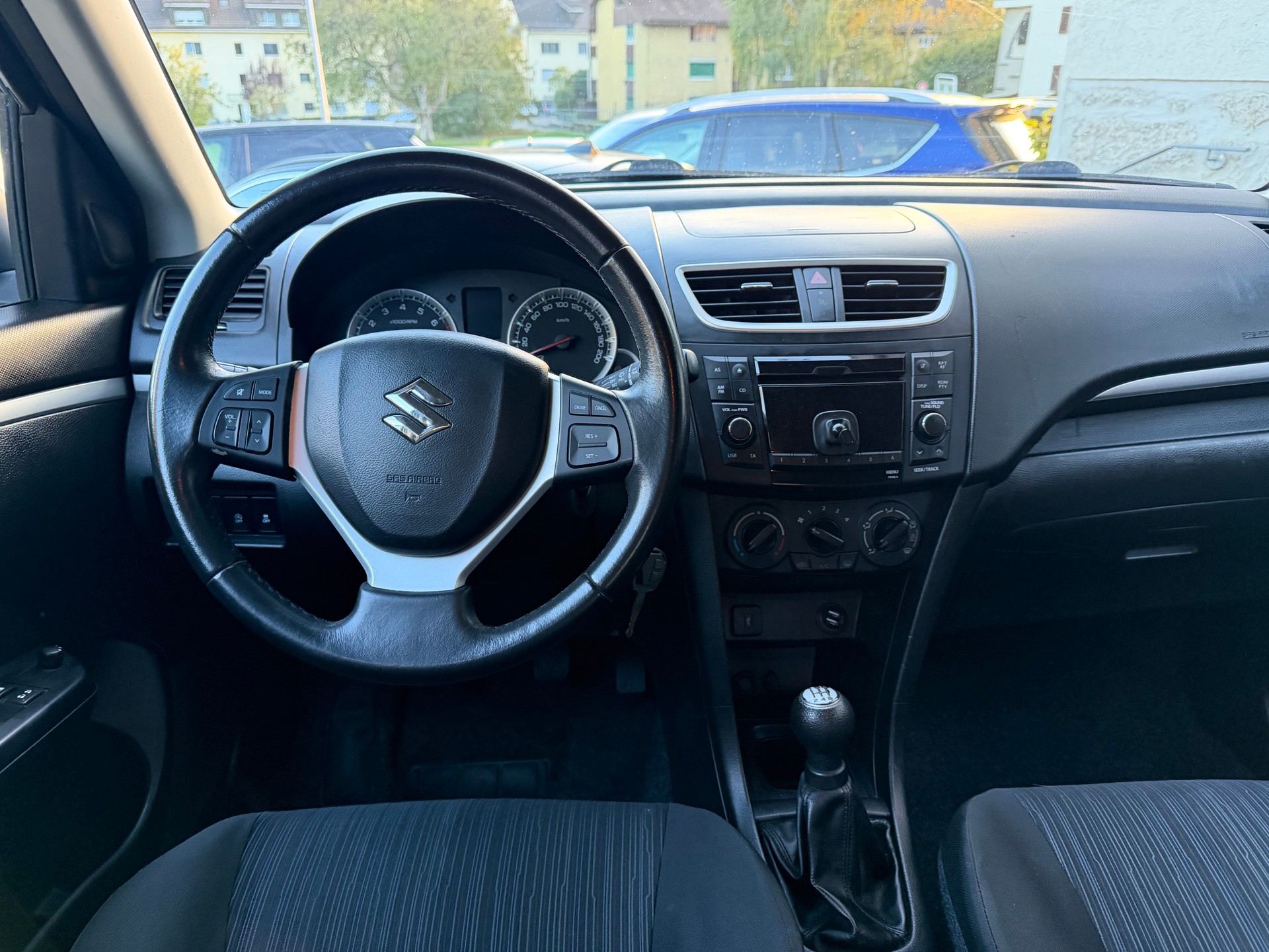 SUZUKI Swift 1.2i 16V PizSulai 4x4-image-7