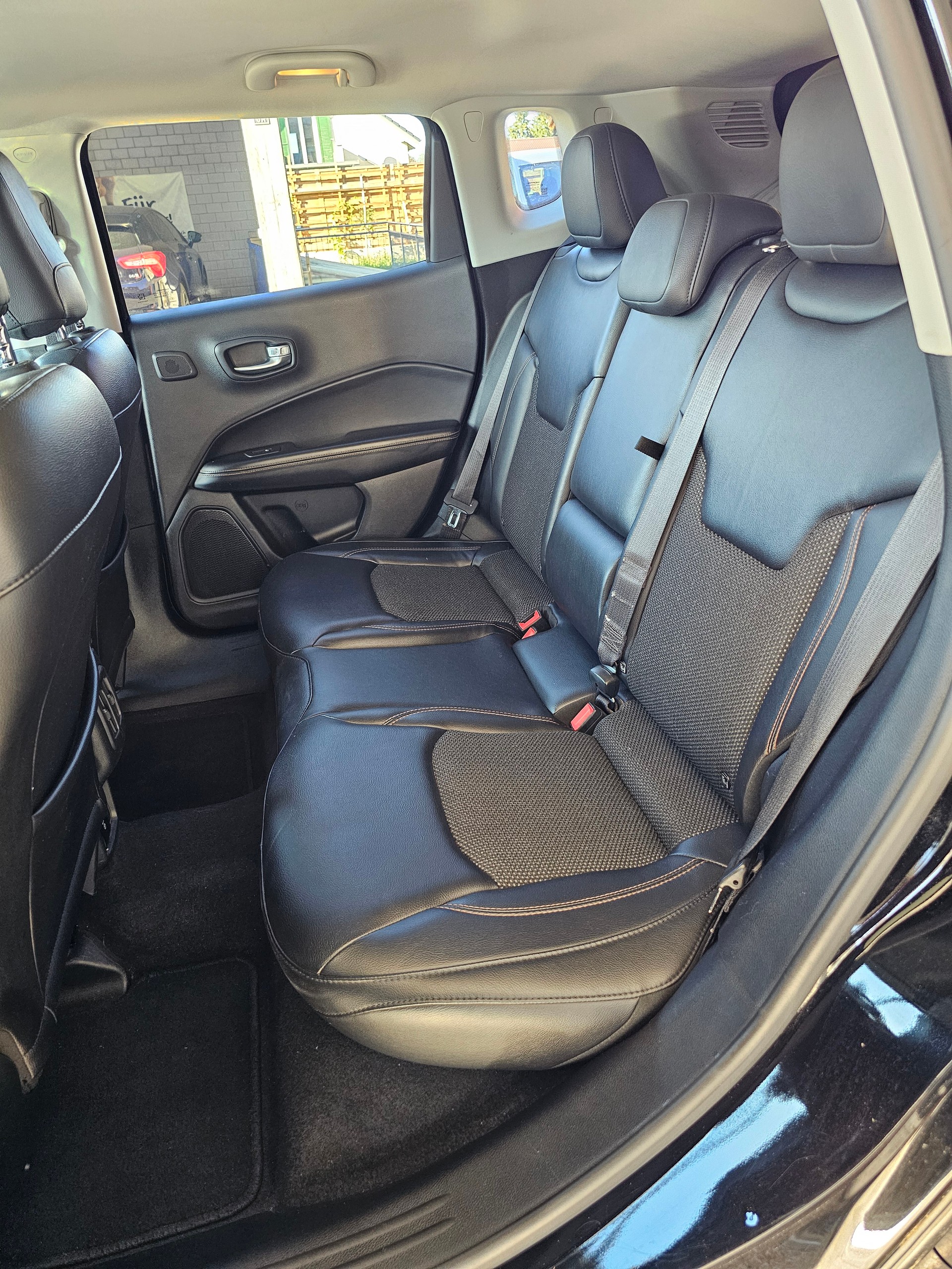 JEEP Compass 2.0CRD Limited AWD 9ATX-image-9