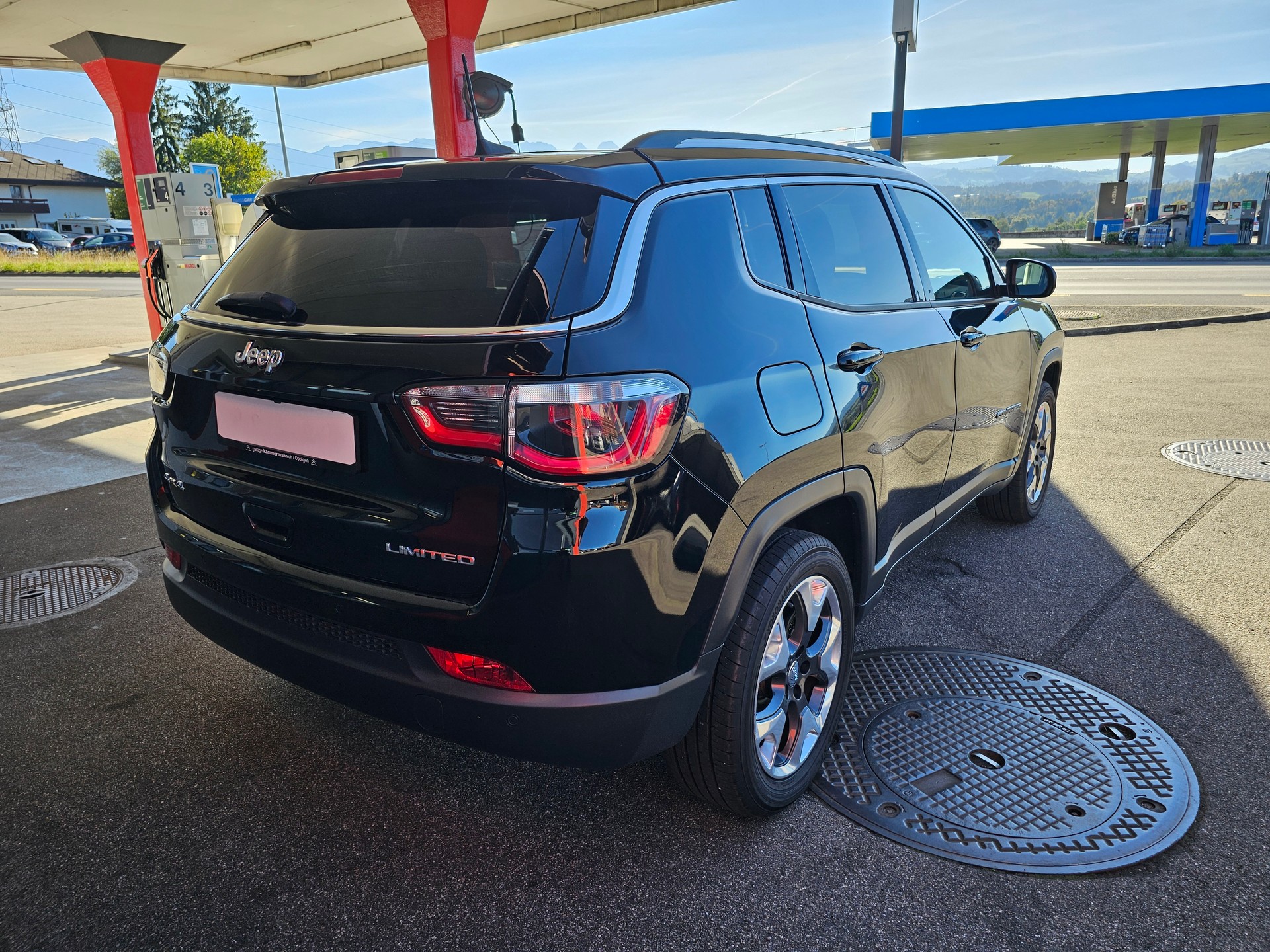 JEEP Compass 2.0CRD Limited AWD 9ATX-image-3