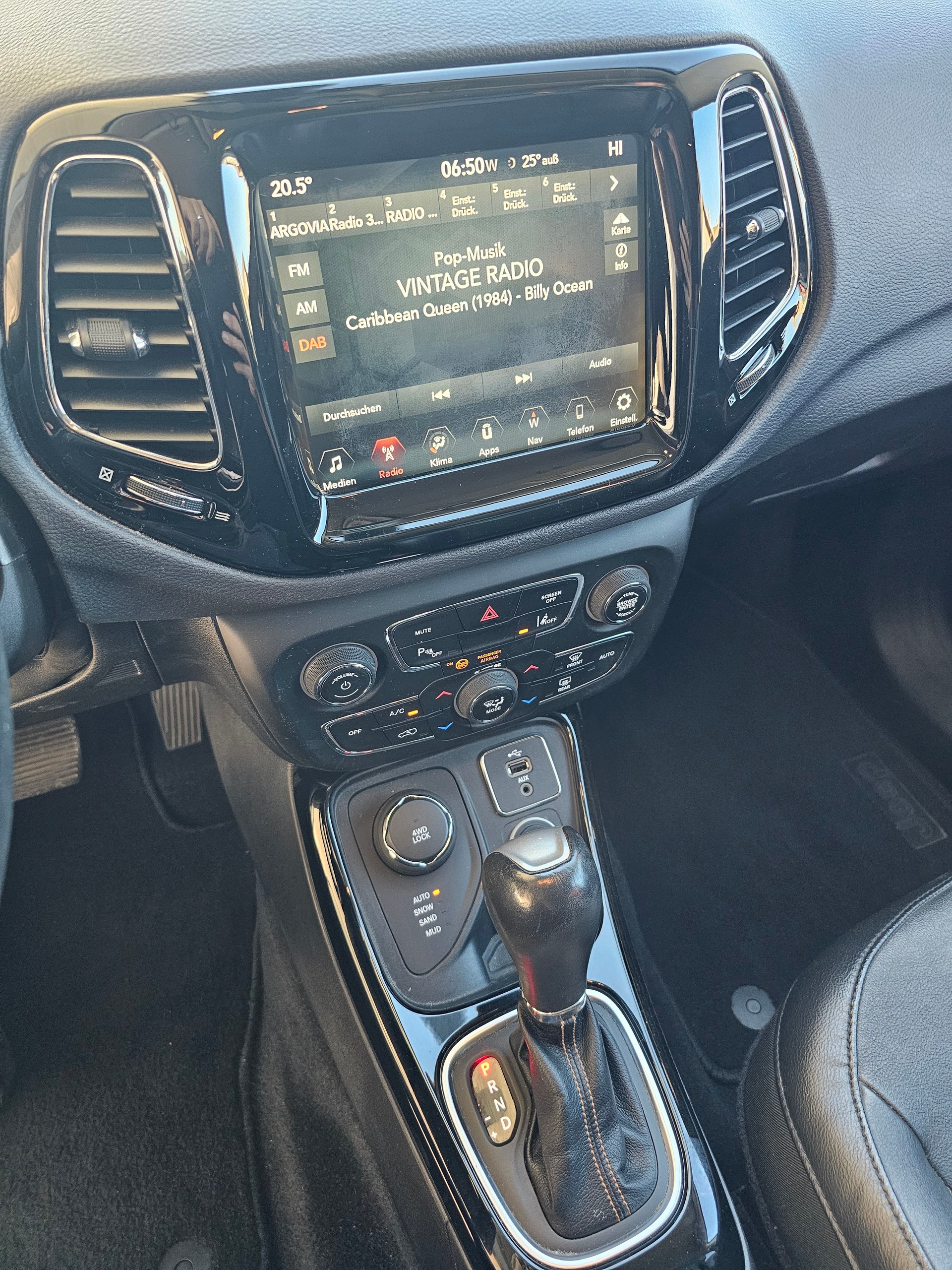 JEEP Compass 2.0CRD Limited AWD 9ATX-image-12