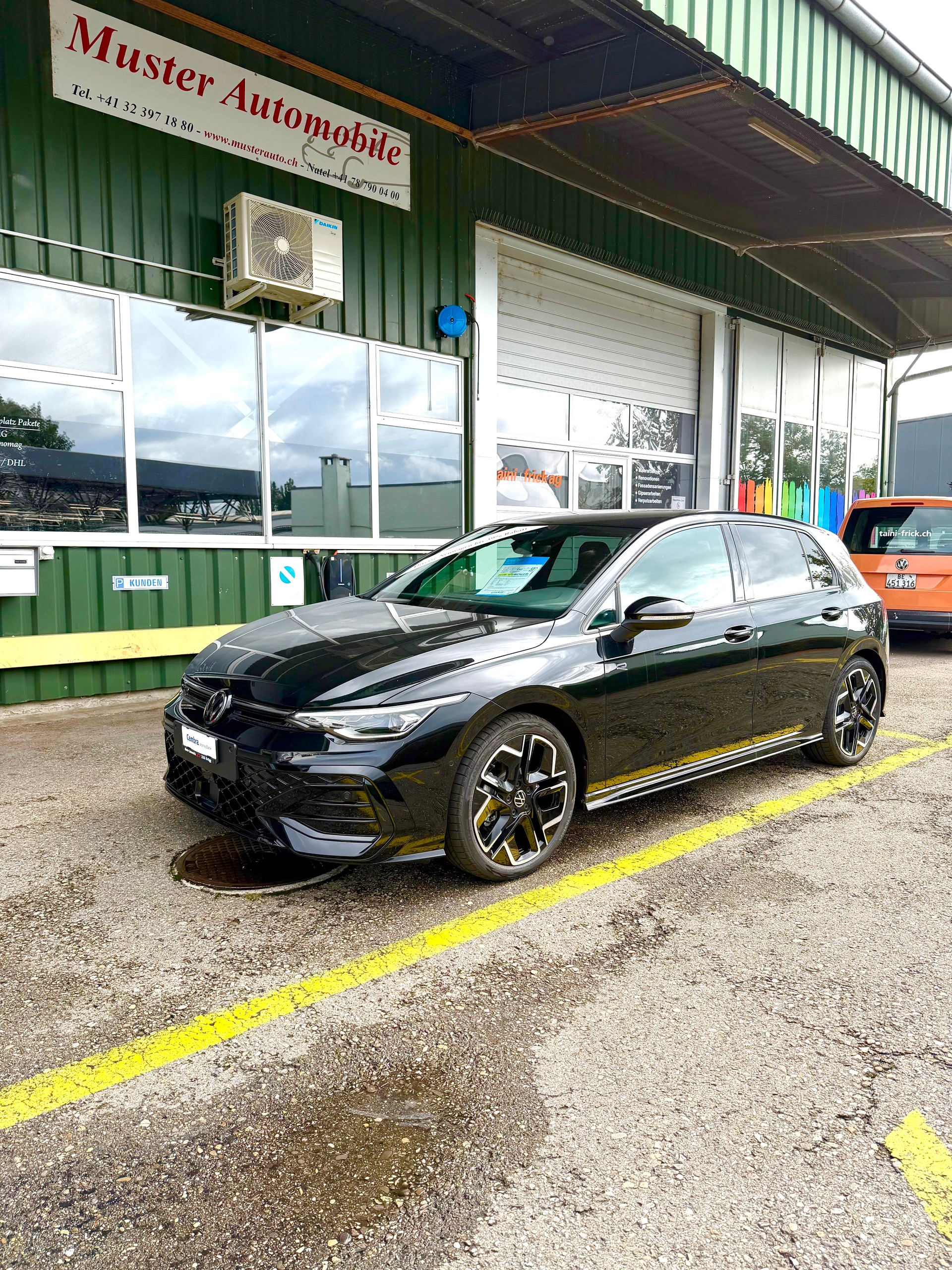 VW Golf 1.5 e TSI mHEV R-Line DSG 150 PS Aussen und Innen Paket R Line und mit 33 % Rabatt !