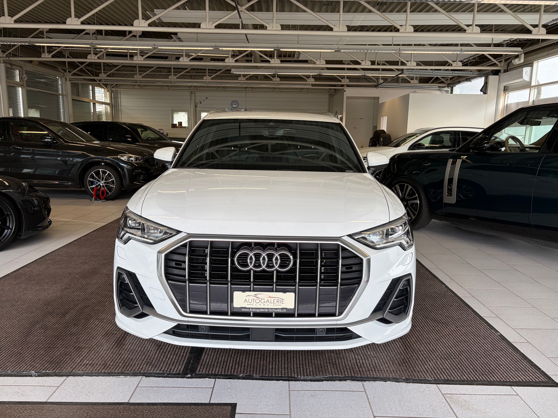 AUDI Q3 35 TFSI S line S-tronic | CH | Assistenzpaket | Matrix LED | S-LINE | Navi Plus & Phone Box | Technikpaket |-image-32