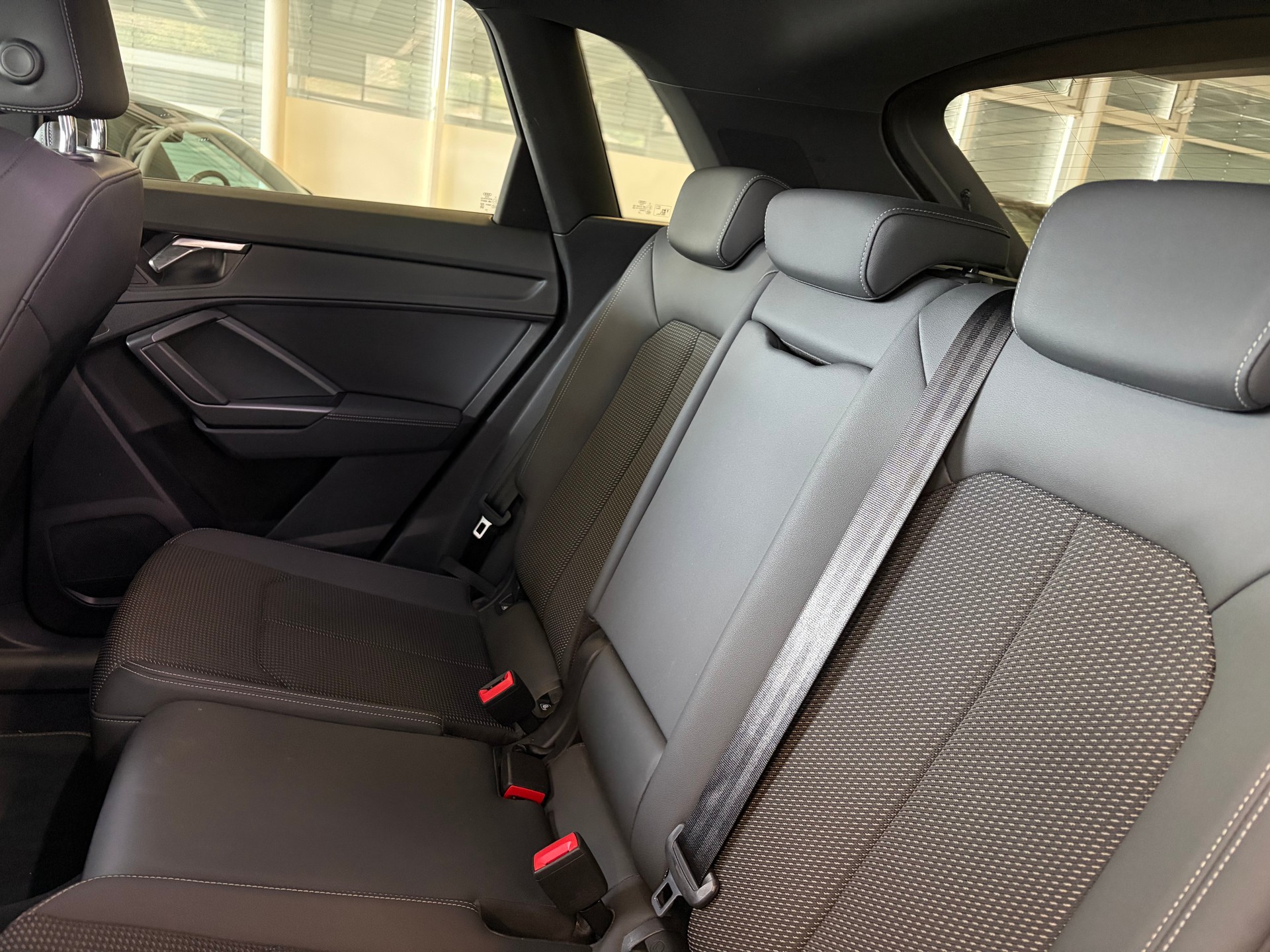AUDI Q3 35 TFSI S line S-tronic | CH | Assistenzpaket | Matrix LED | S-LINE | Navi Plus & Phone Box | Technikpaket |-image-22