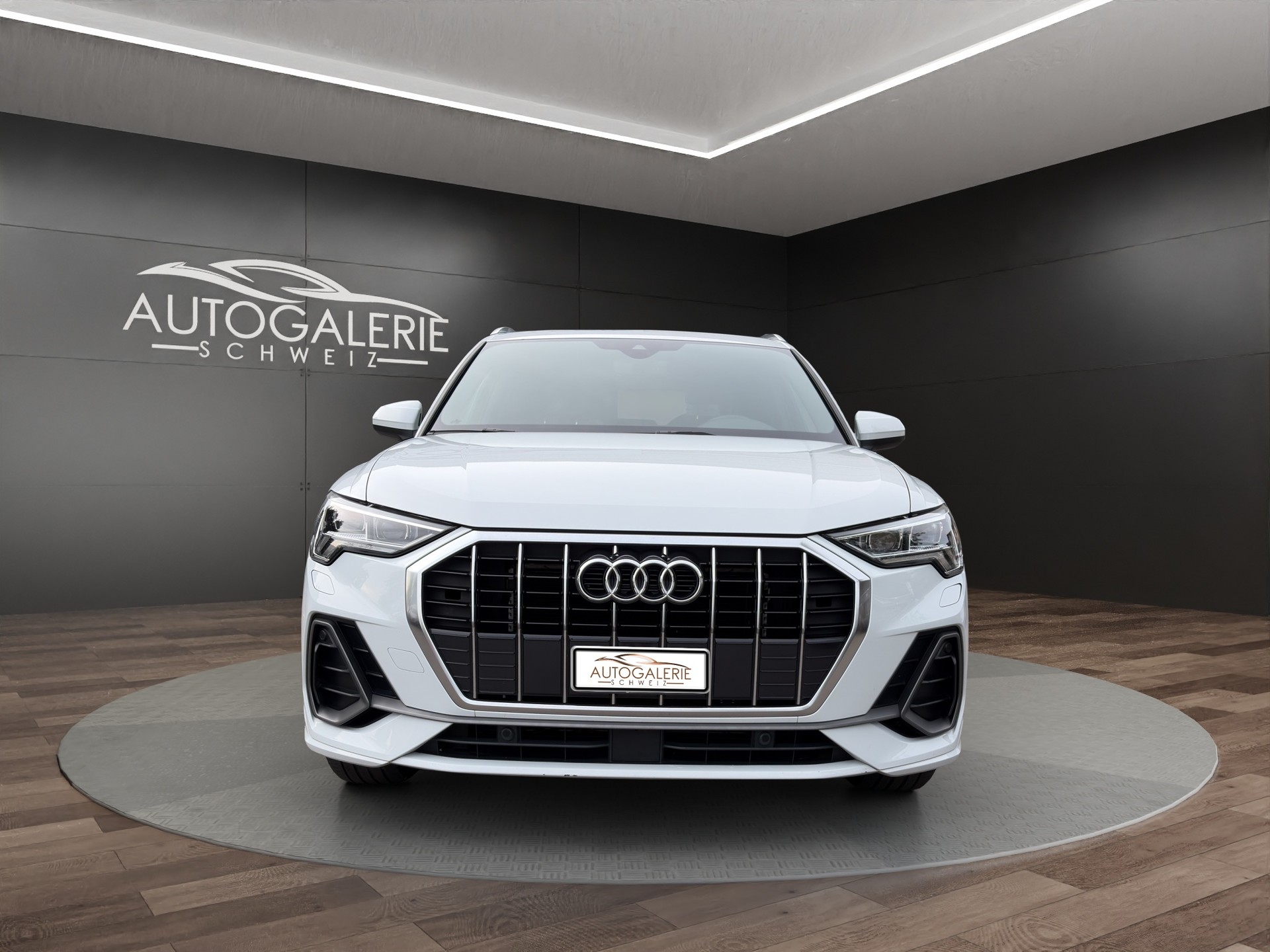 AUDI Q3 35 TFSI S line S-tronic | CH | Assistenzpaket | Matrix LED | S-LINE | Navi Plus & Phone Box | Technikpaket |-image-7