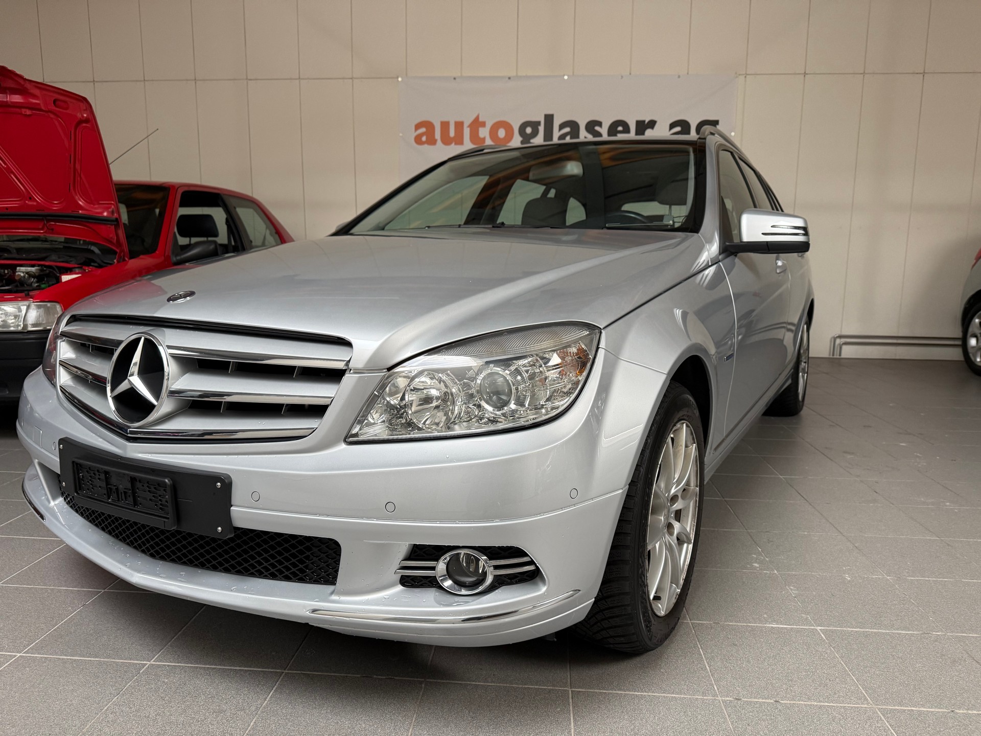 MERCEDES-BENZ C 180 CGI BlueEfficiency Avantgarde Automatic-image-1
