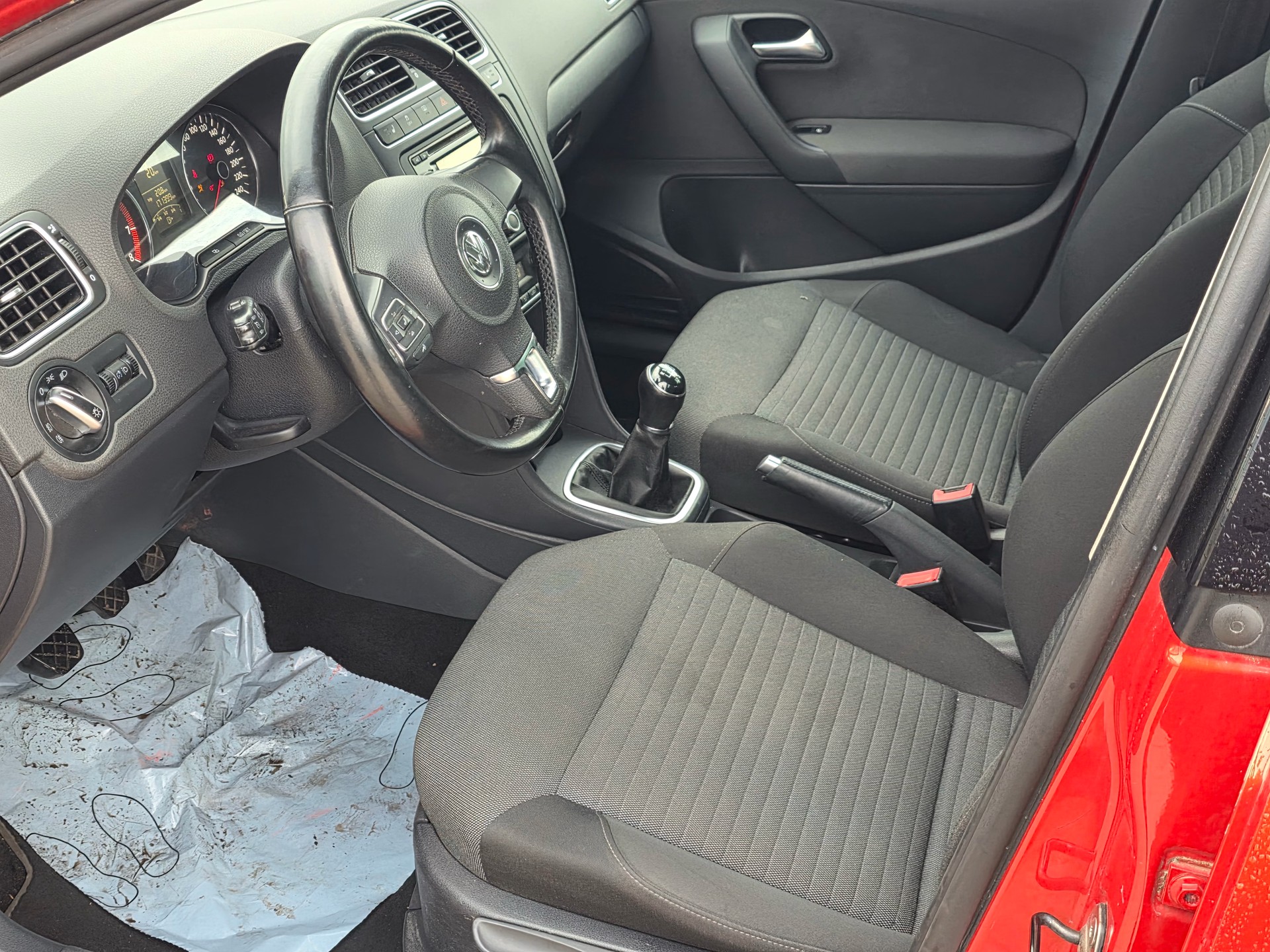 VW Polo 1.2 TSI Design-image-6